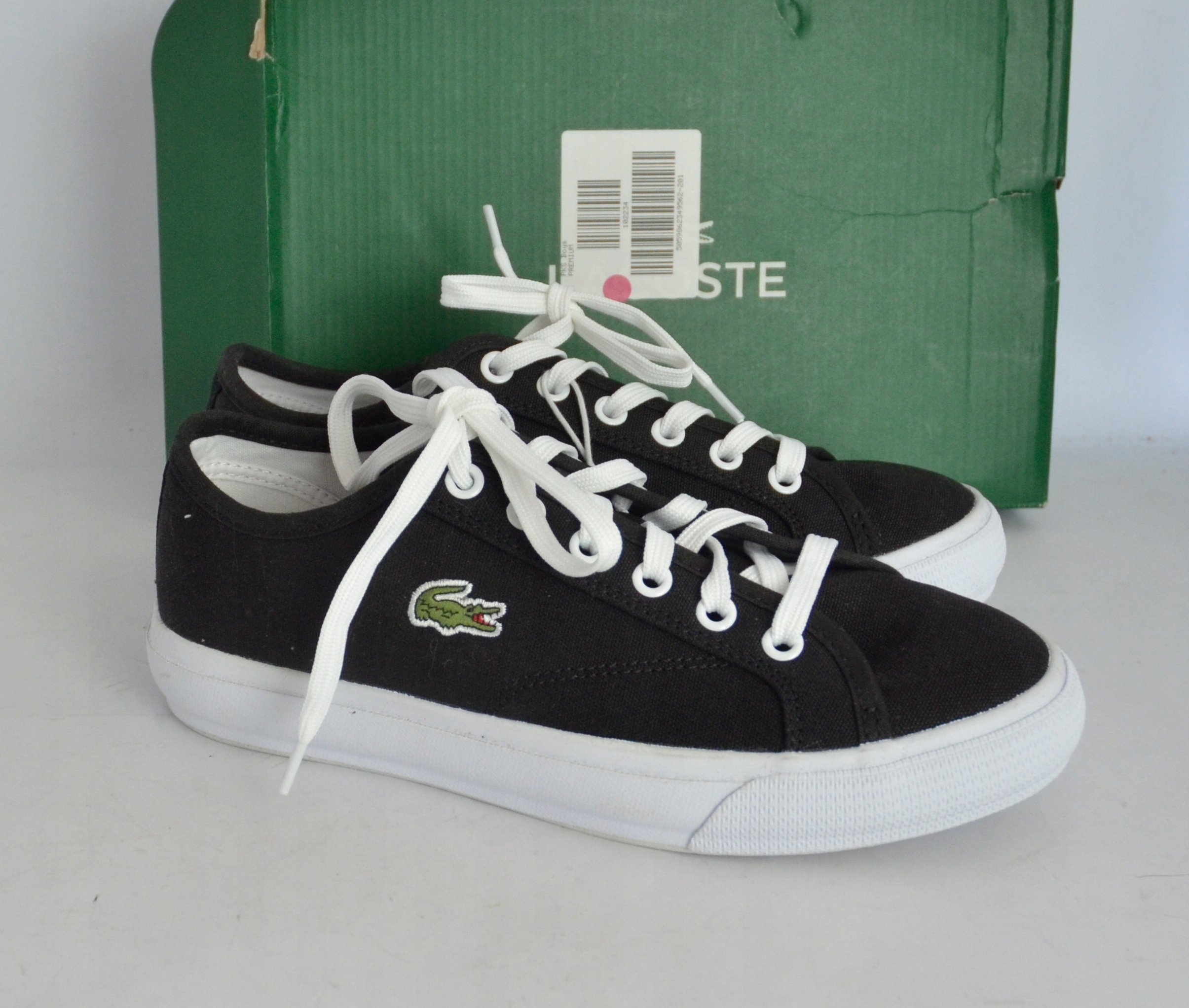 Z* Lacoste černé tenisky vel. 37,5