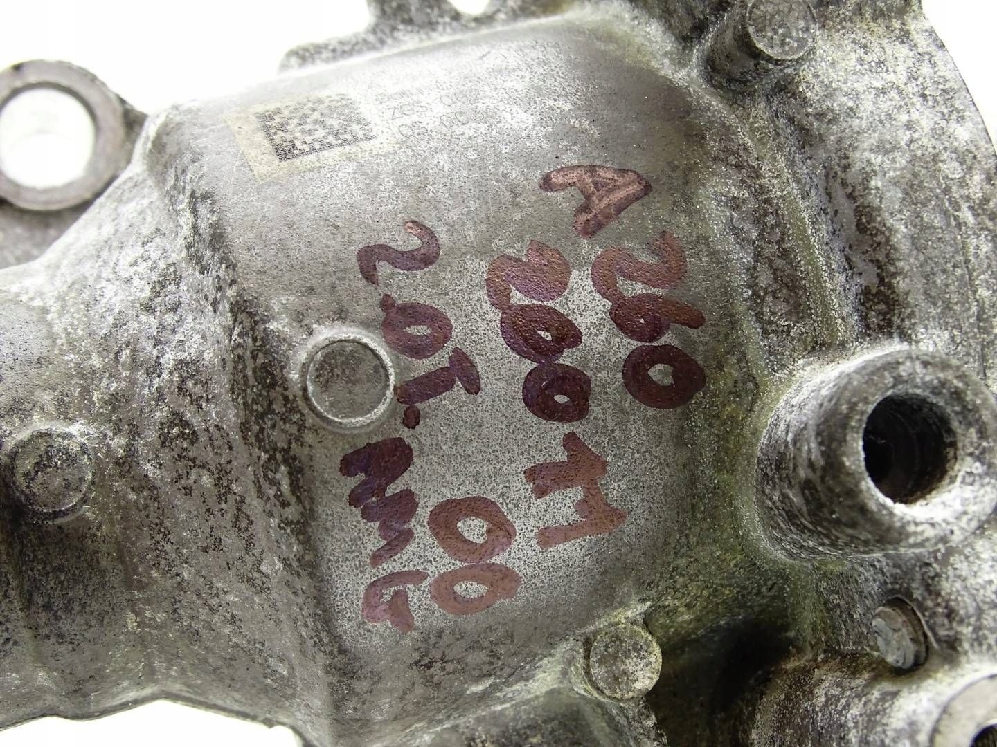 water pump MERCEDES CLA C117 A2702031582