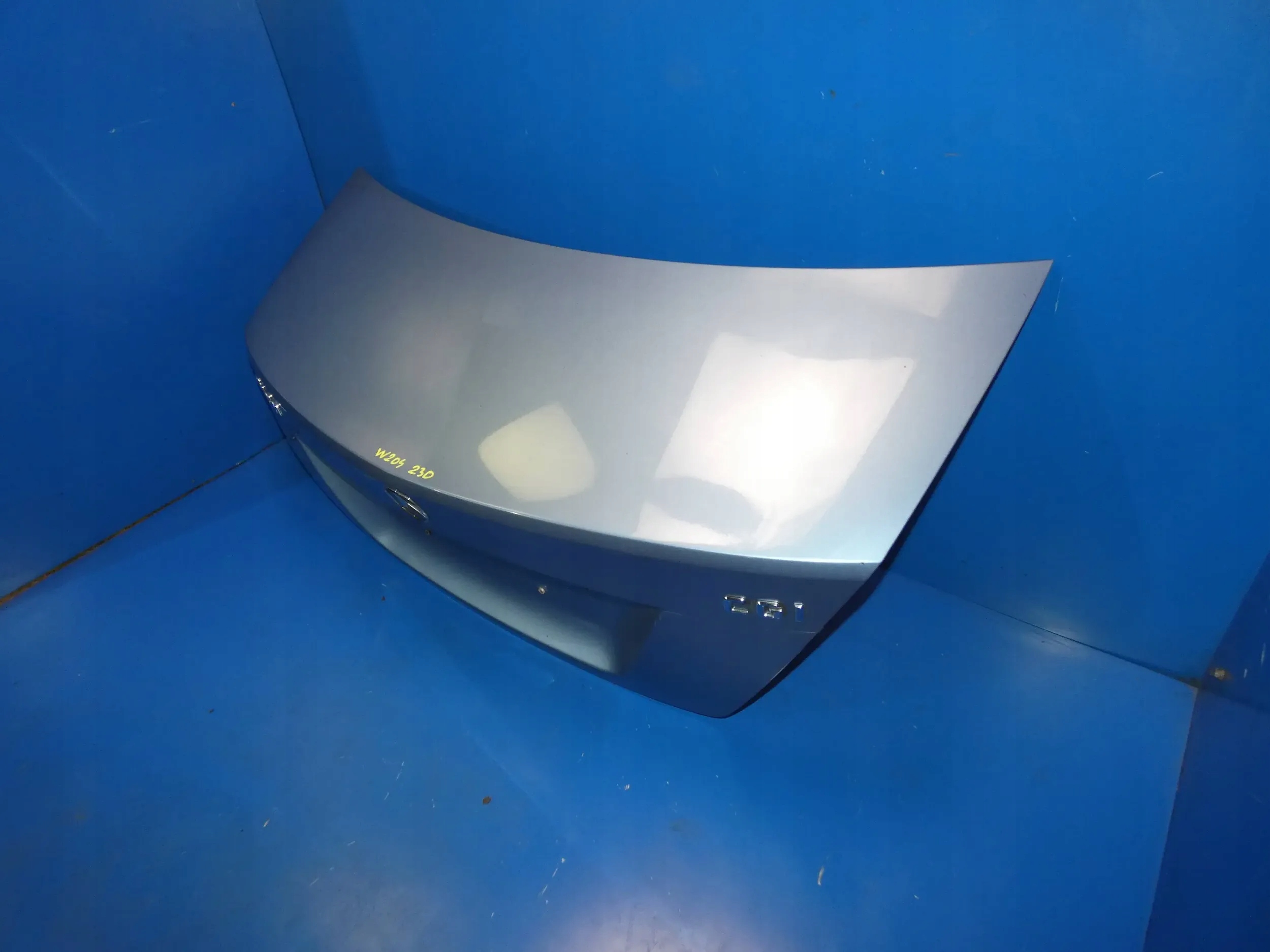 Mercedes C KLASA W204 sedan trunk door boot