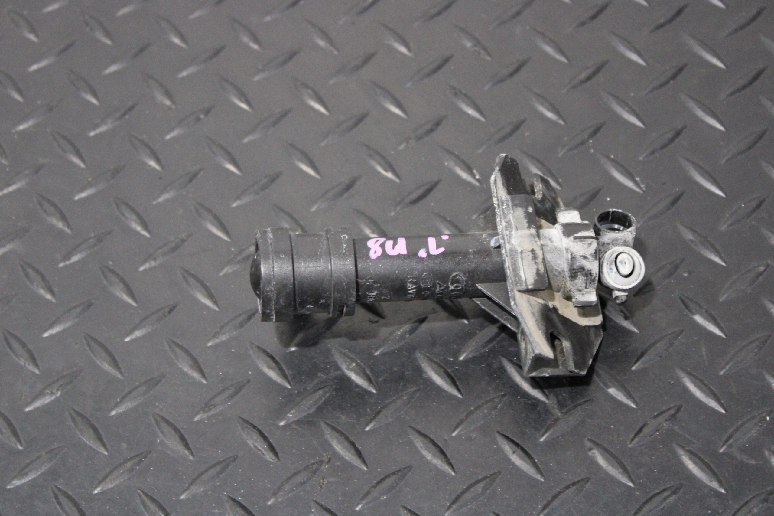 washer lights left front AUDI Q3 8U0 8U 8U0955101B