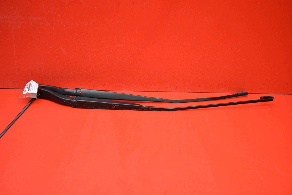wiper arm front EU 8200734776 8200734777 OPEL MOVANO B