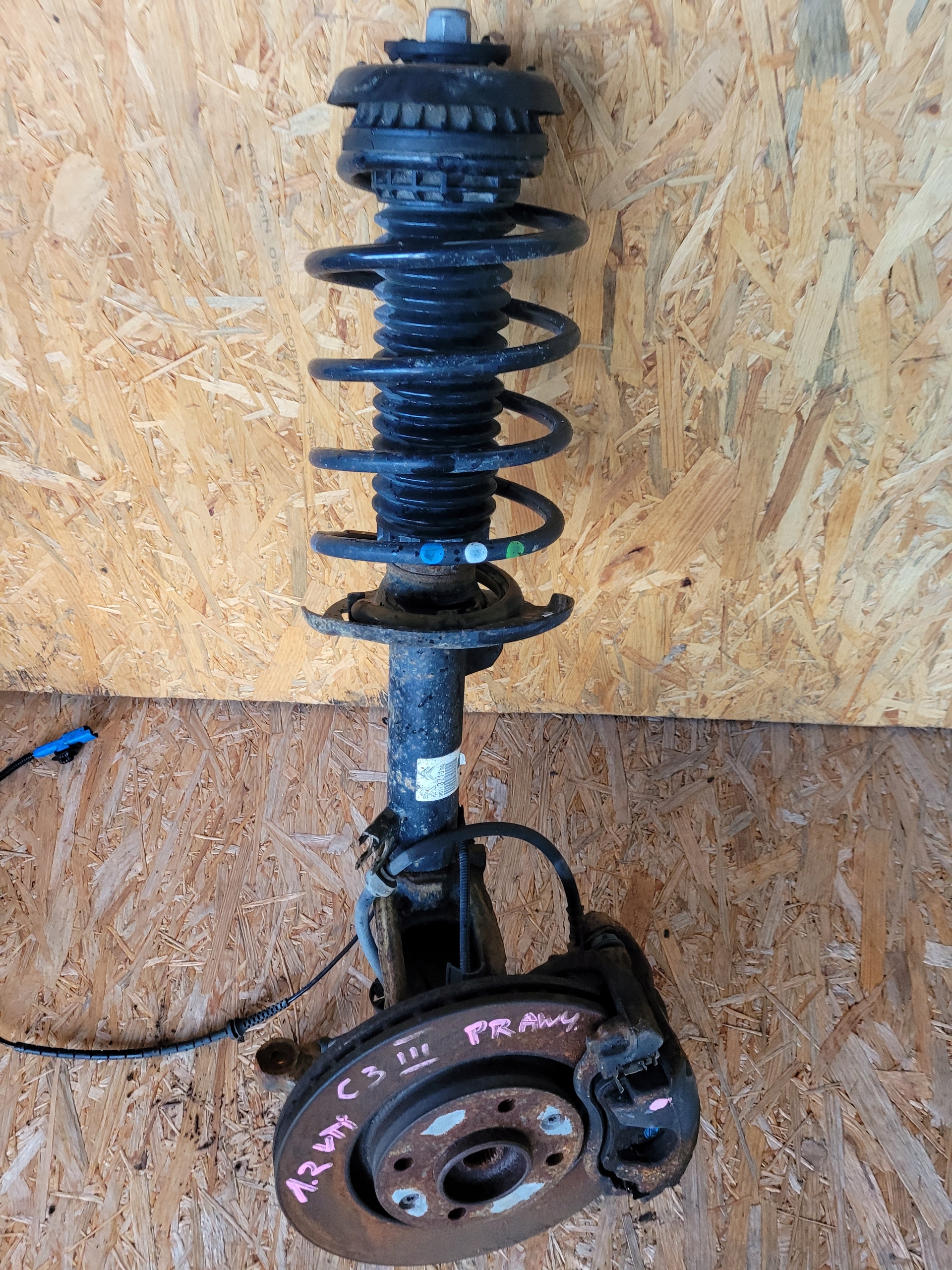 McPherson swing right CITROEN C3 III 1.2 VTI MANUAL