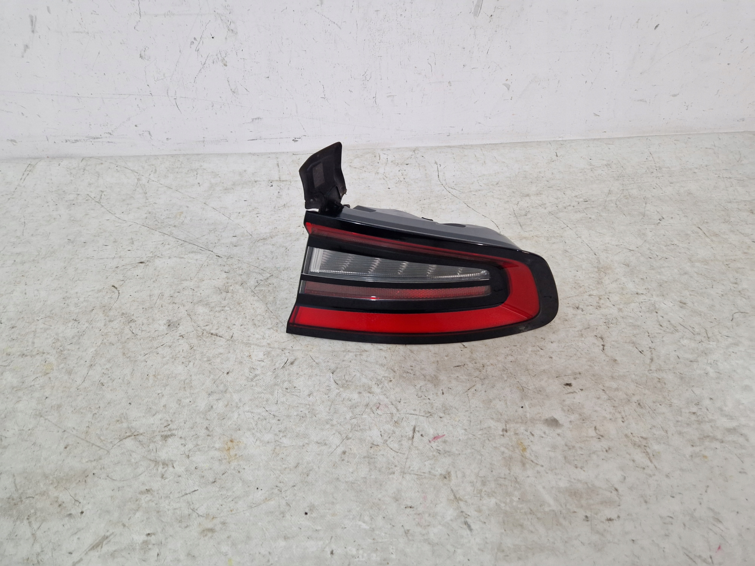 DODGE CHARGER 2015- light right rear part rear 68213144AC