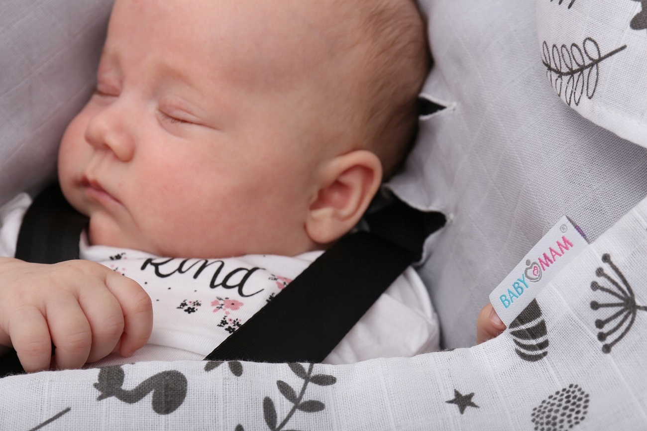 BABYMAM MUŚLINOWY OTULACZ KOCYK NOSIDEŁKA FOTELIKA Marka Babymam