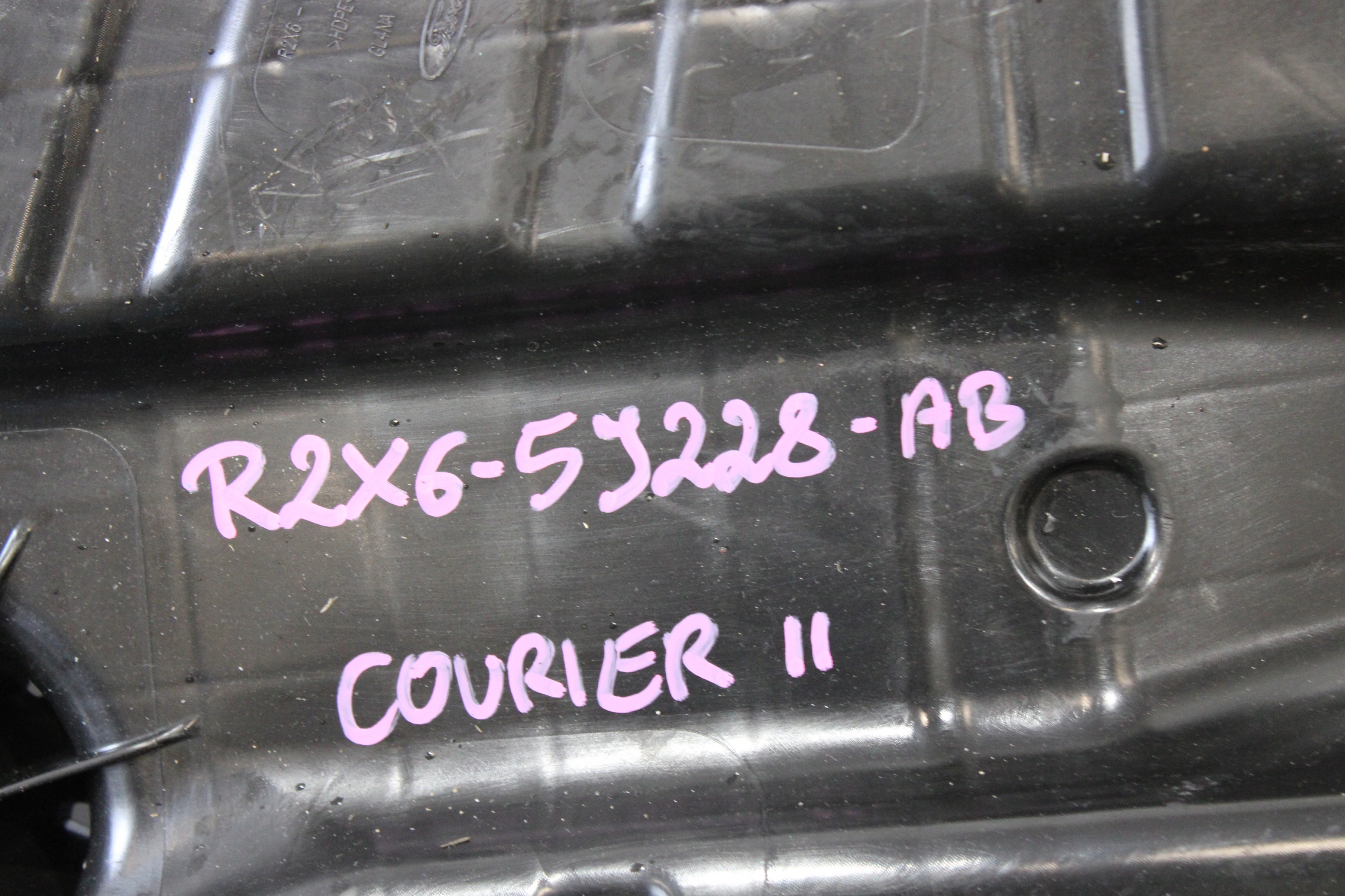 serbatoio ADBLUE Pompa FORD TRANSIT COURIER MK2 2024 R2X6-5J228-AB