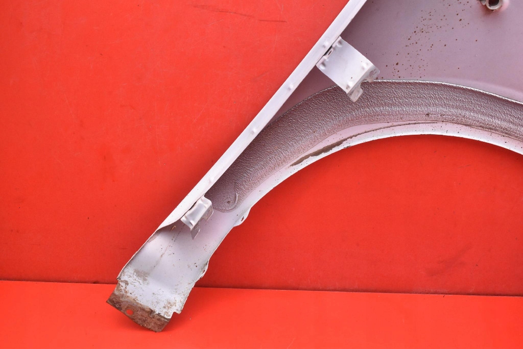 fender left front front BIALY DACIA DOKKER 1 and 12-17