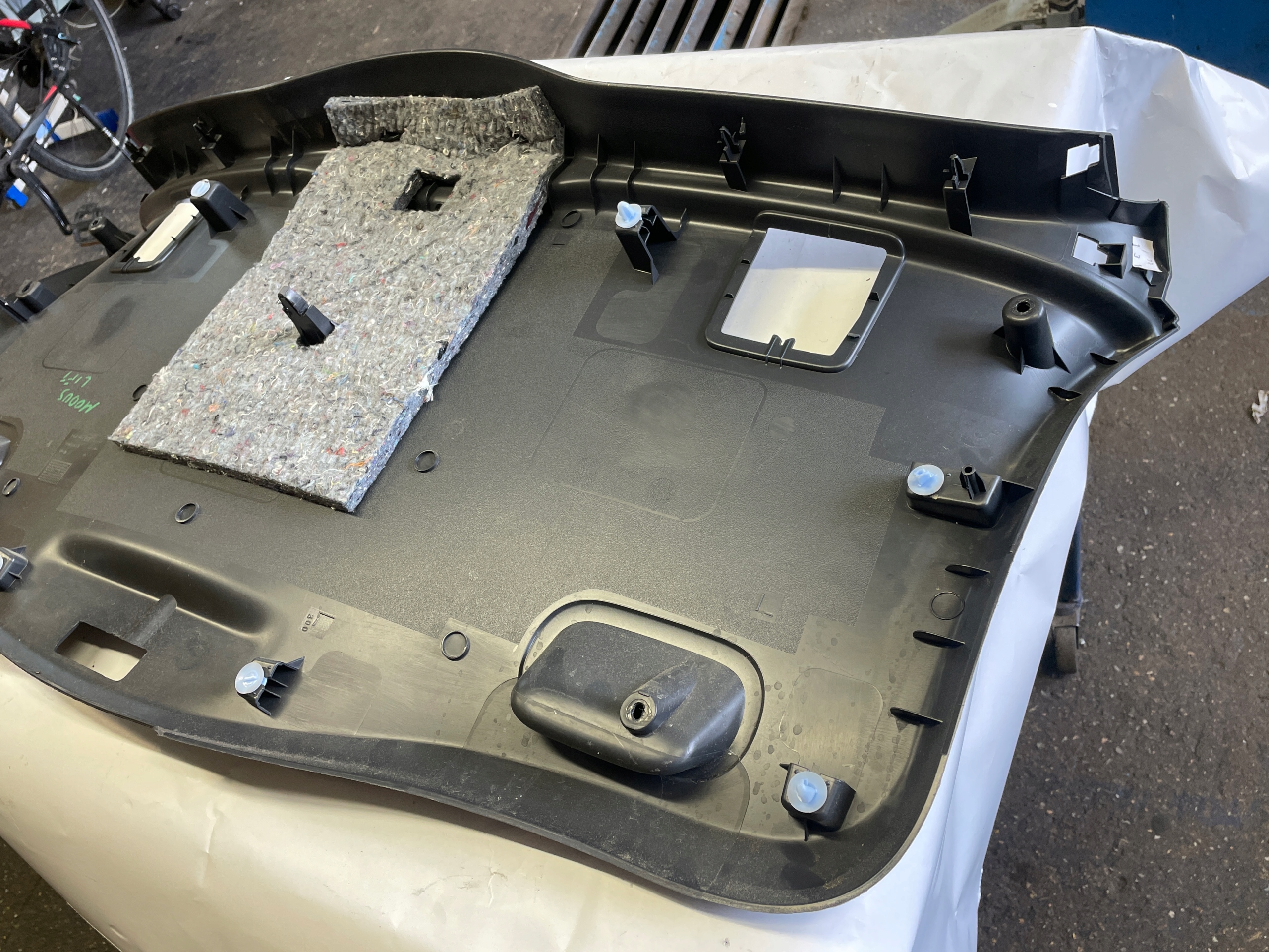 RENAULT MODUS LIFT cover cover bonnet boot 8200659874