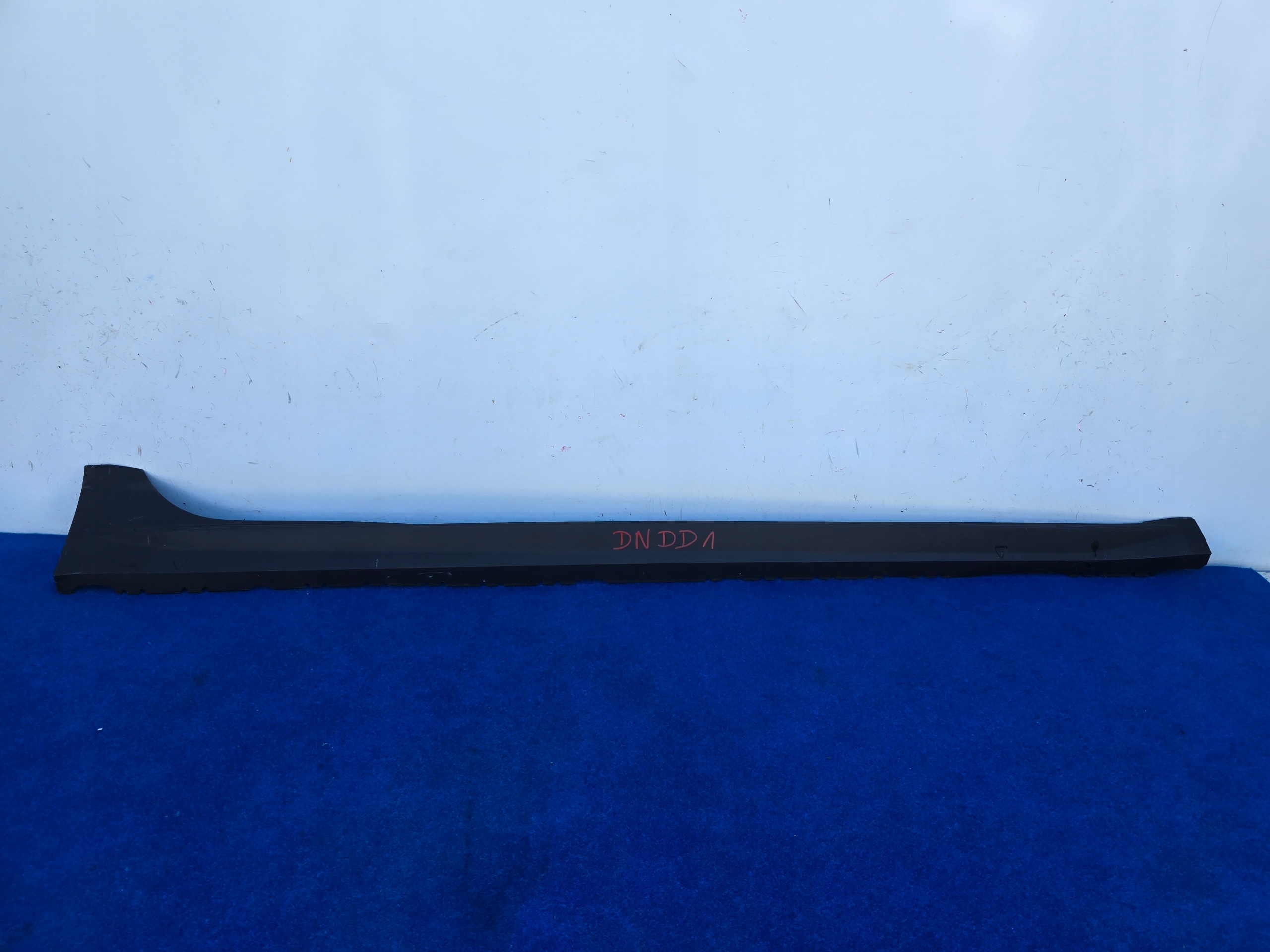 AUDI A4 B9 ALLROAD 8W9 right cap threshold moulding threshold 8W9853856E DNDD1