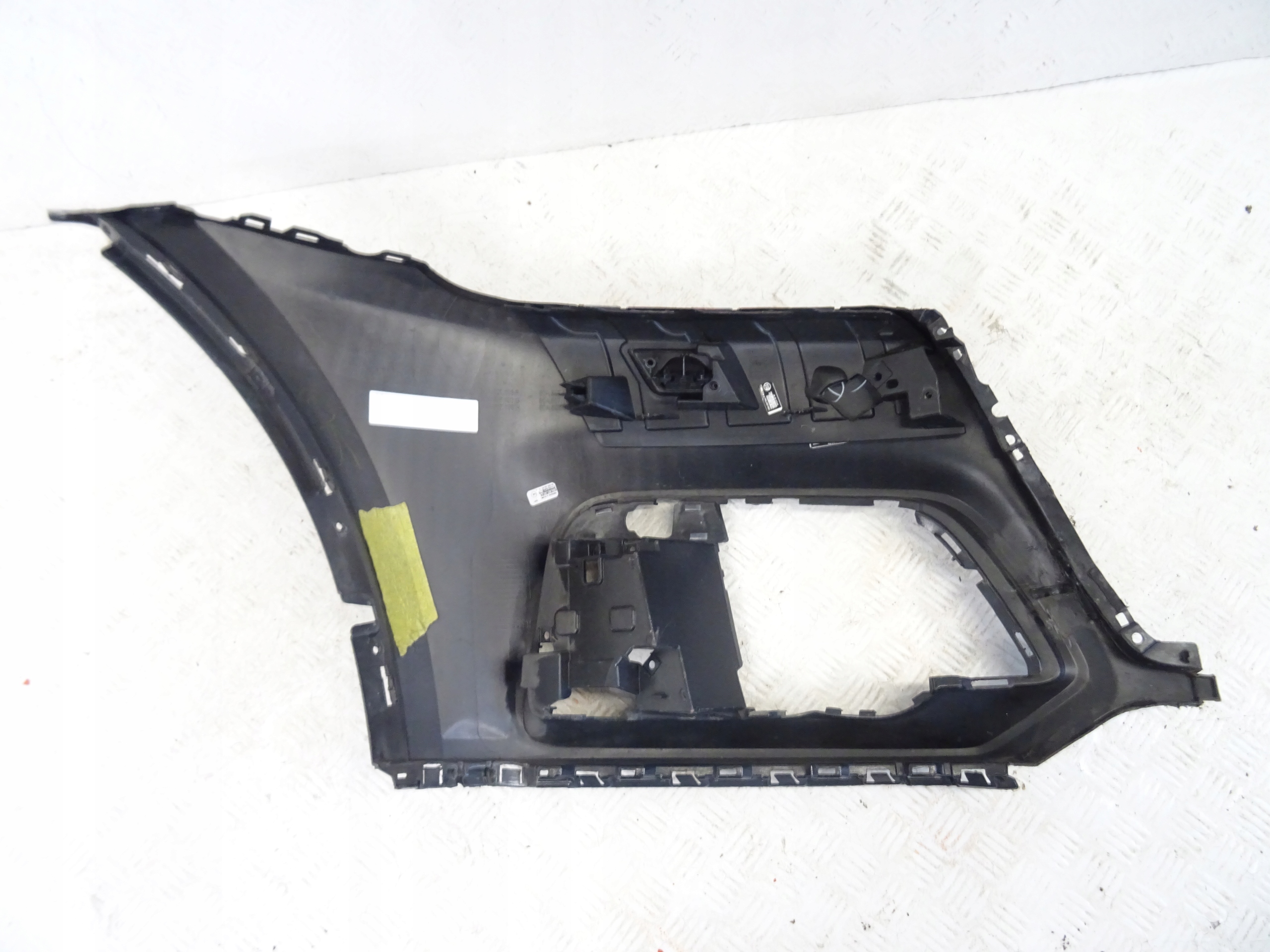 AUDI Q5 80A S-LINE left BOK of a bumper front front