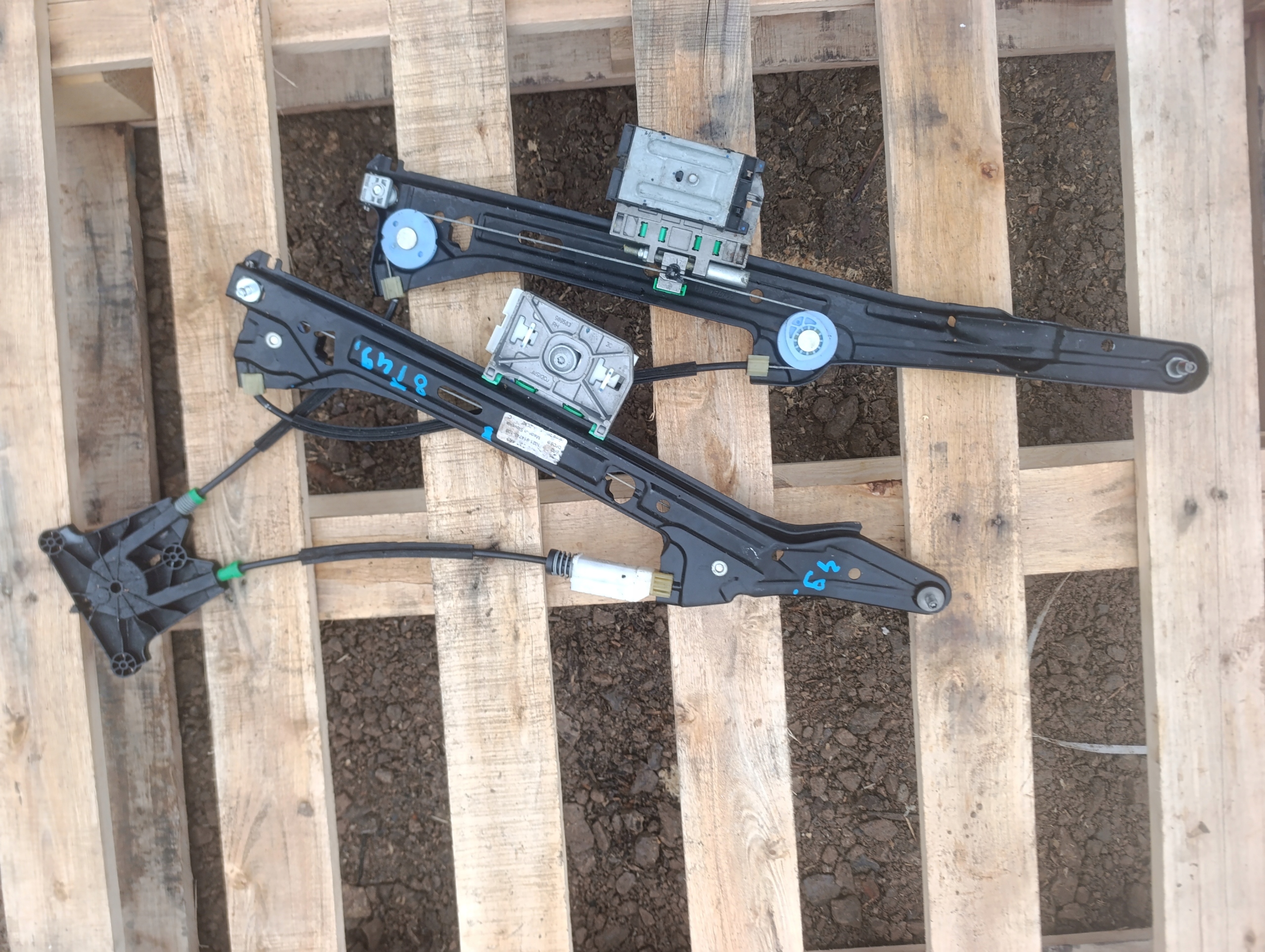 window regulator door left rear part left rear Audi A5 8T 989582