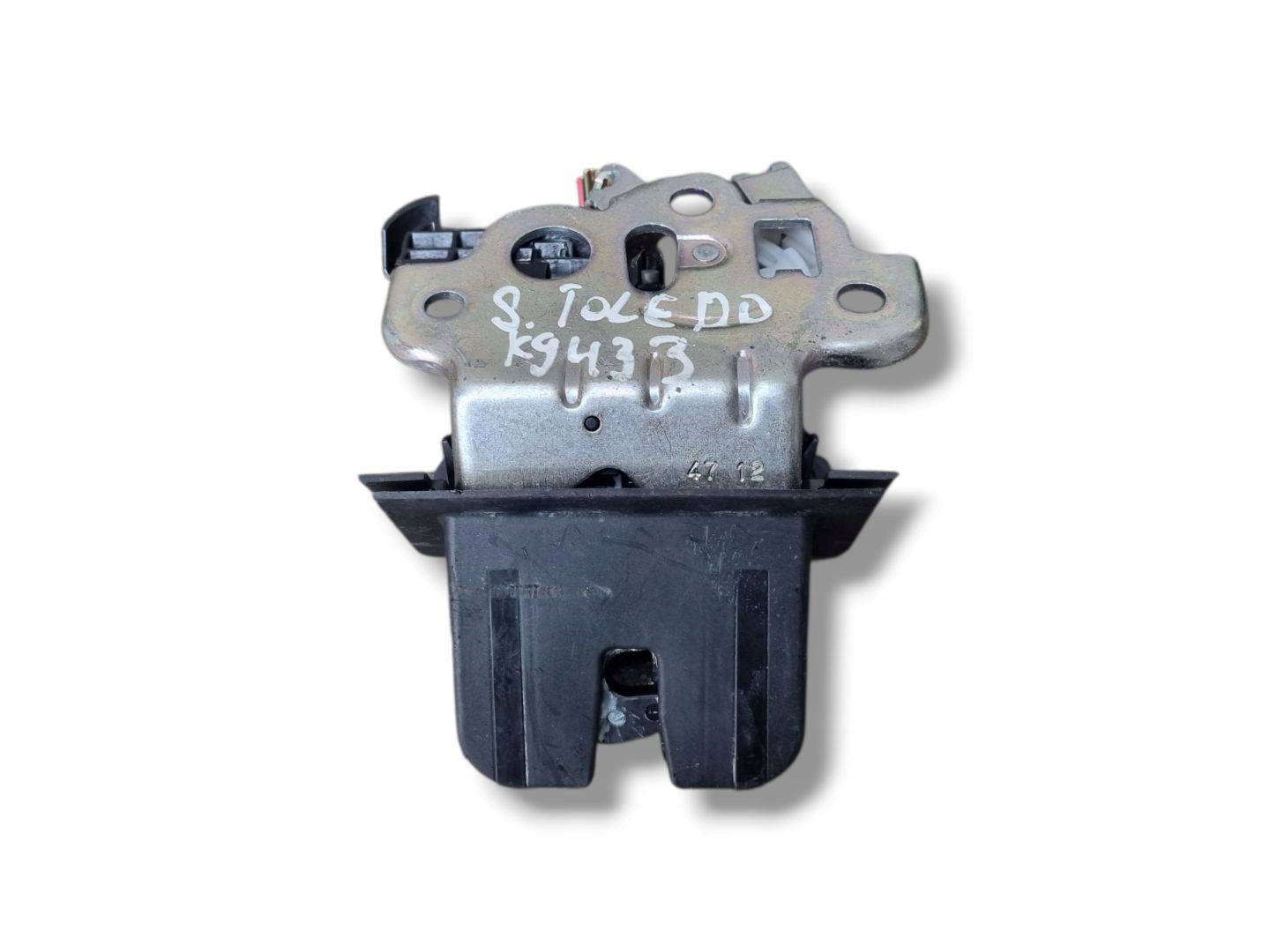 lock bonnet boot SEAT Toledo 4 KG 2013 5E0827505