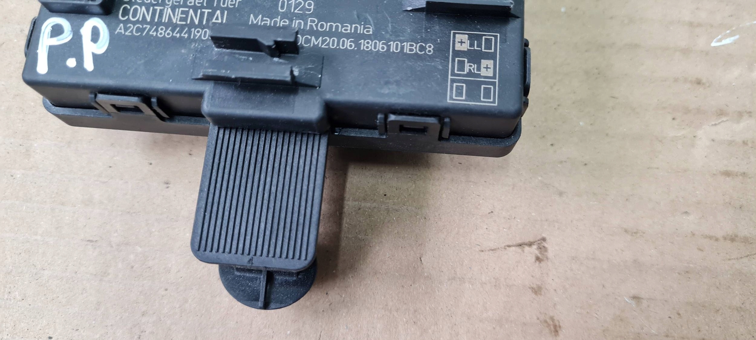S5 8W A5 module control unit door front 4M0959793H A4 B9 8W S4