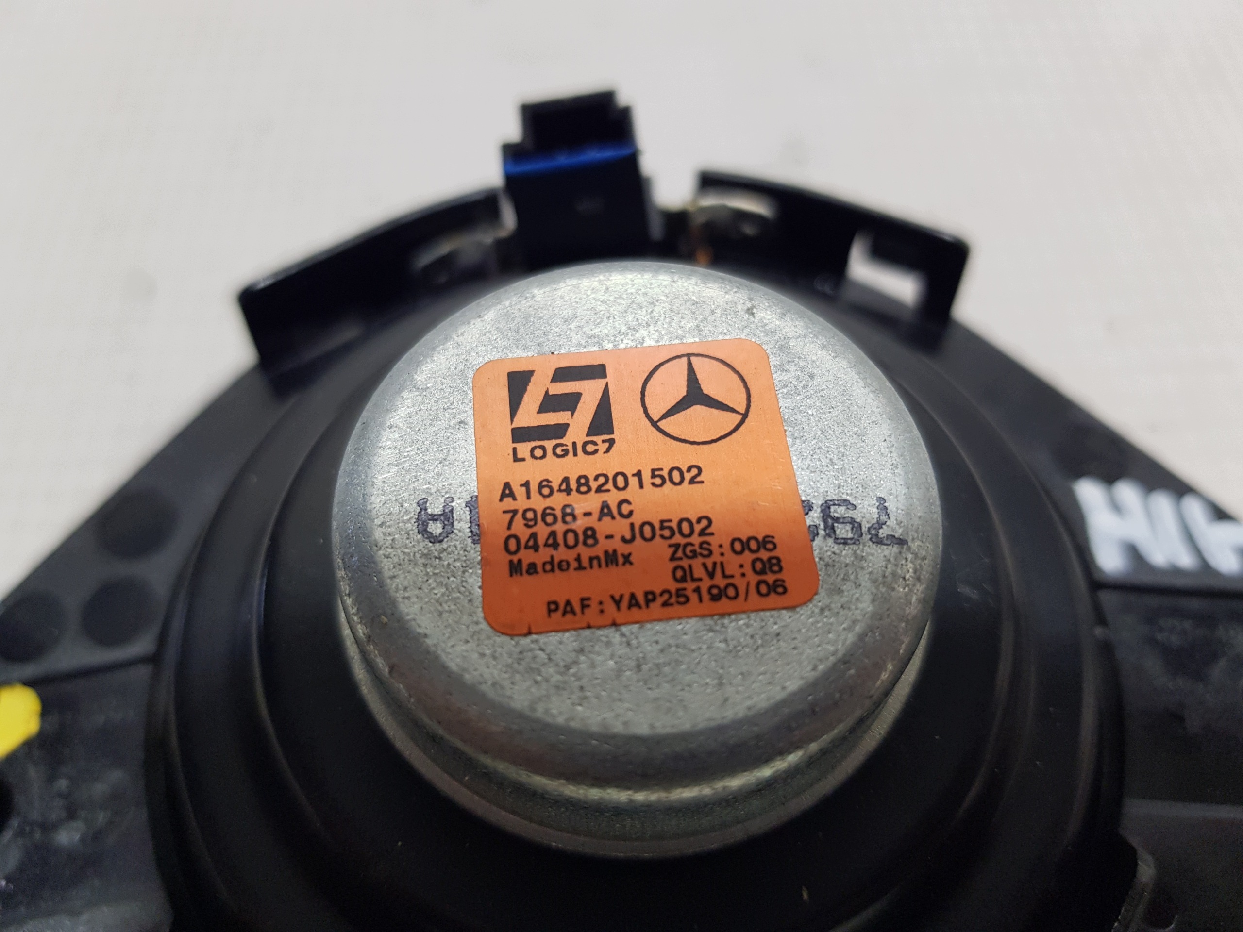 speaker MERCEDES ML W164 HARMAN KARDON LOGIC 7 1648201502