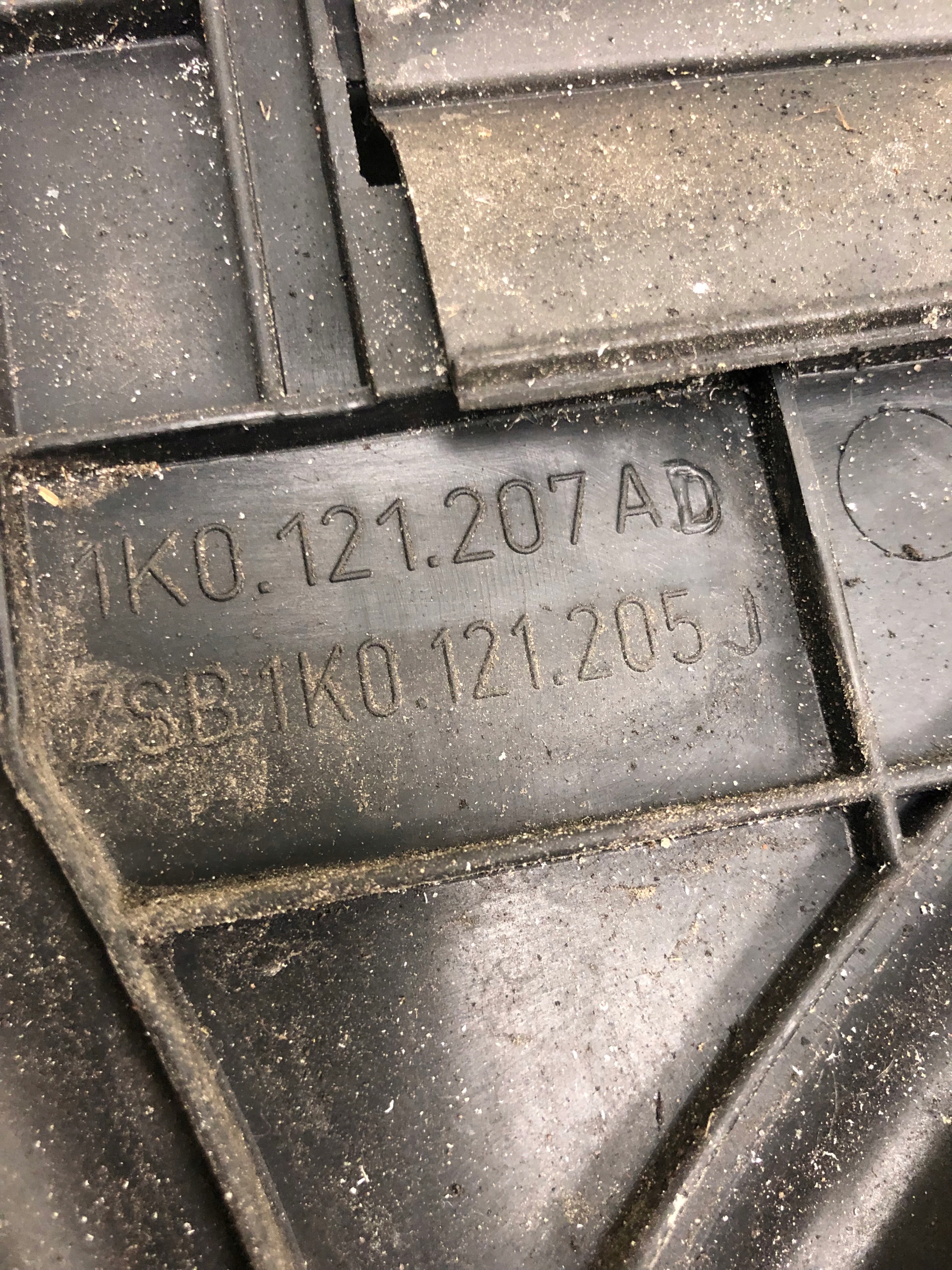 vrtule ventilátor chladiče VW SKODA AUDI 1K0121207AD