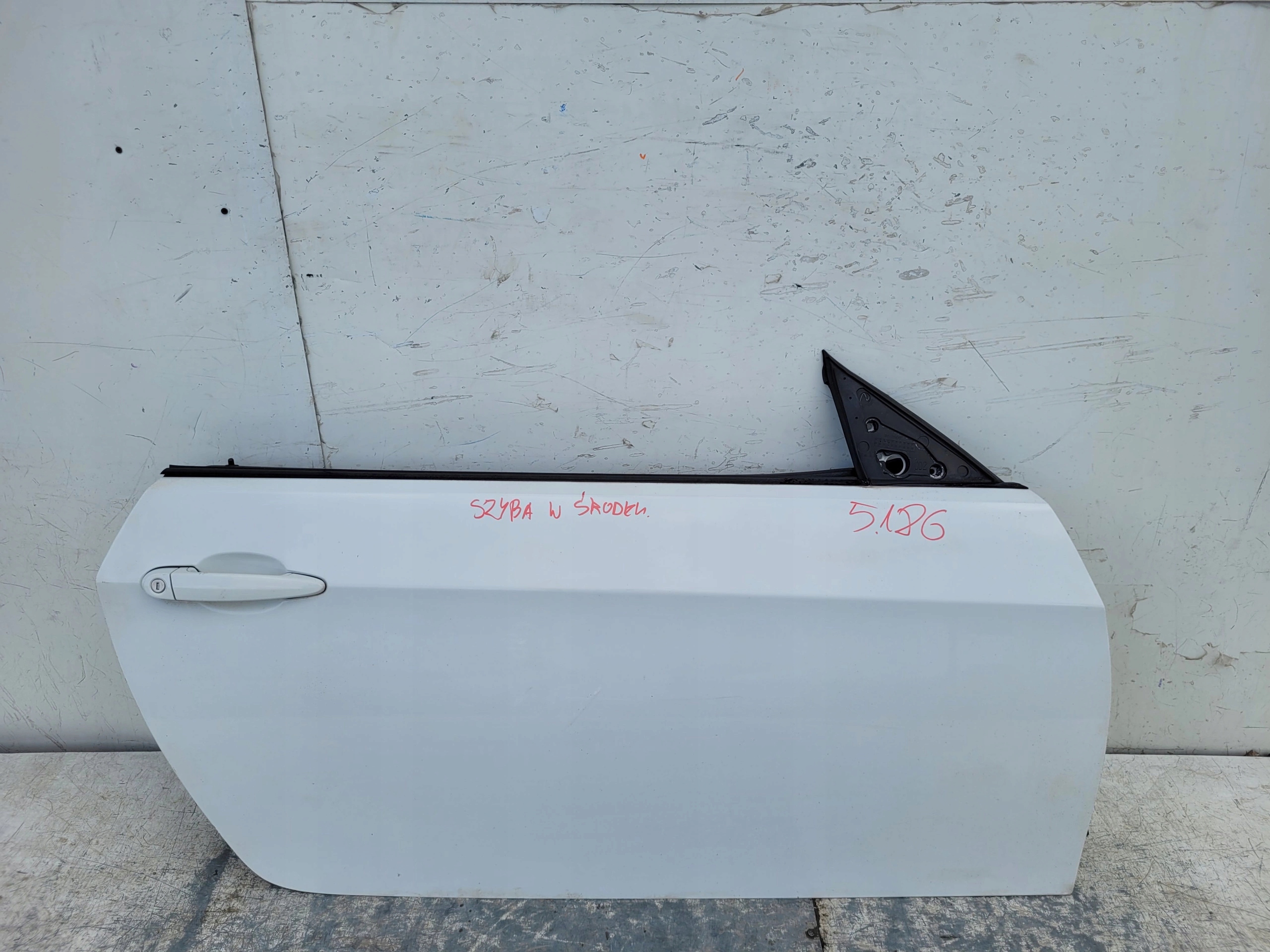 BMW 3 E92 E93 DRZWI PRAWE