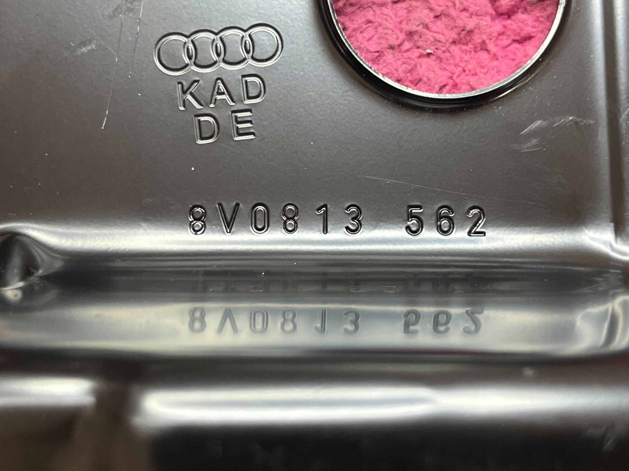 bracket LACZACY PLYTE Audi A3 S3 8V 8V0813562