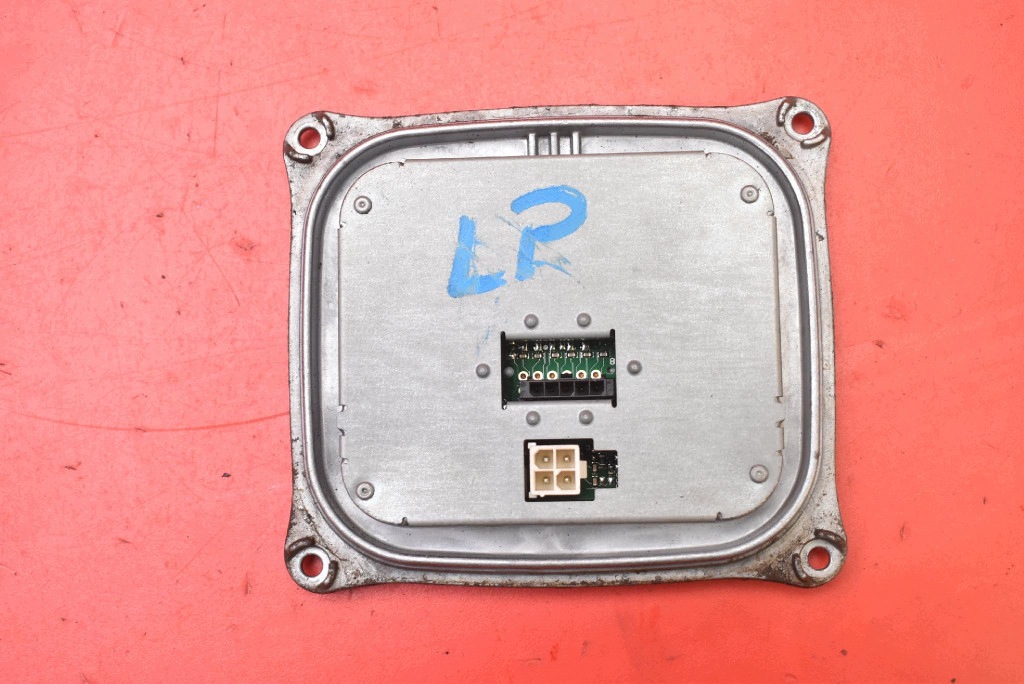 control unit module LED left front 1307329218 AUDI A4 B8 07-11