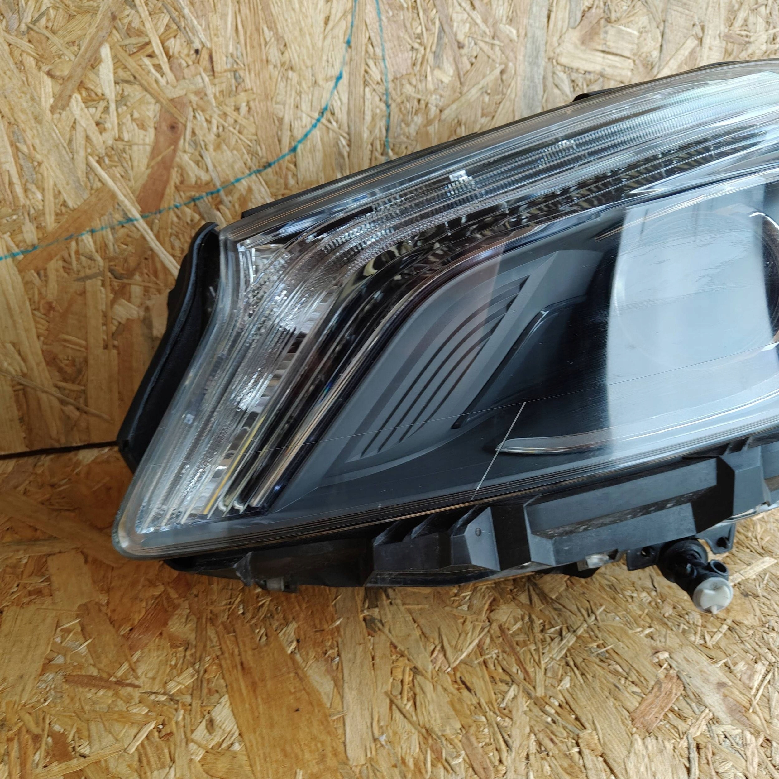 Reflektor front side left Mercedes-Benz A W176 1EX01081835