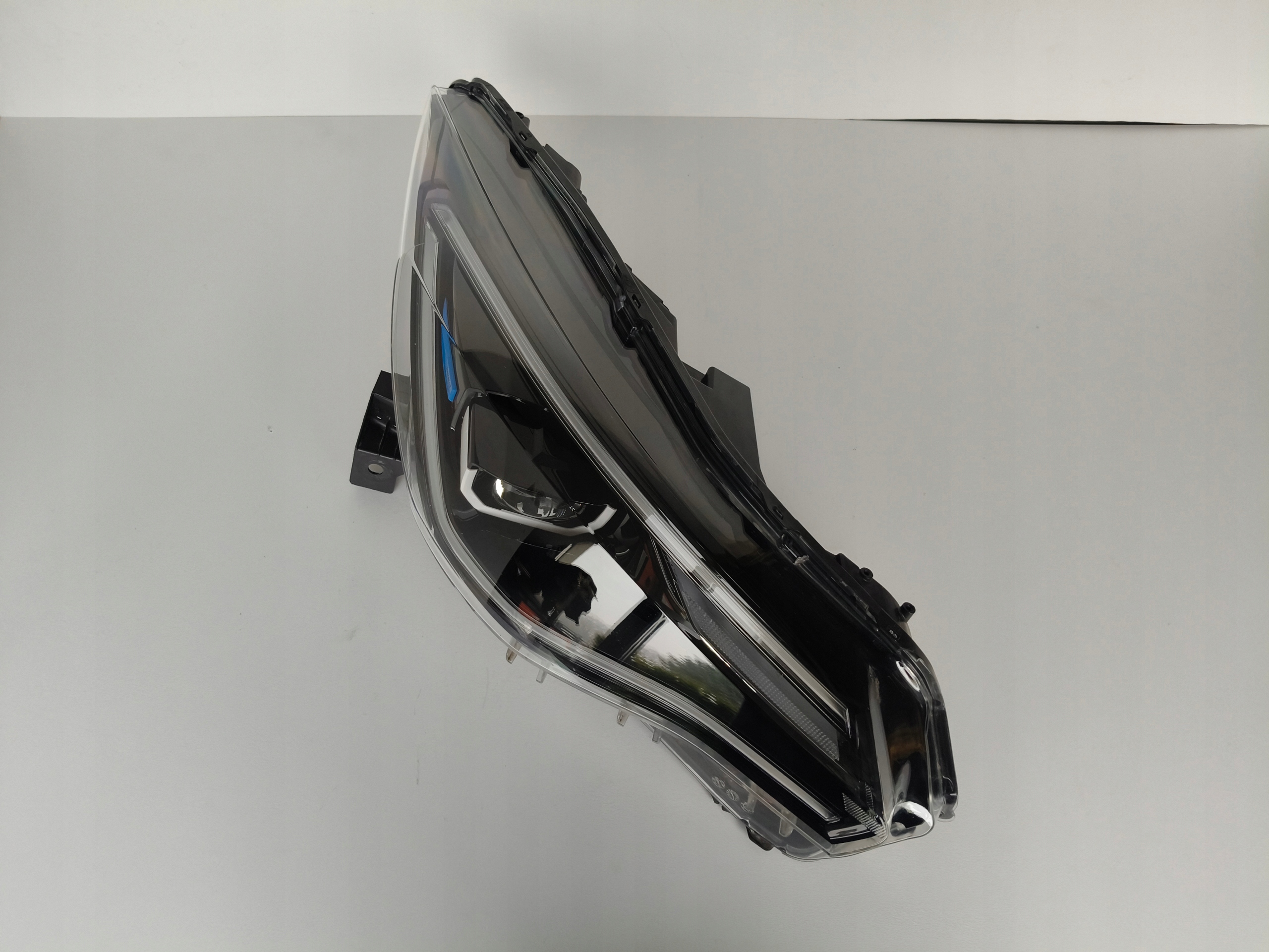 light right REFLEKTOR RENAULT ZOE II 19- FULL LED