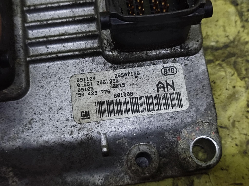 OPEL ASTRA G control unit of the engine 0261206332