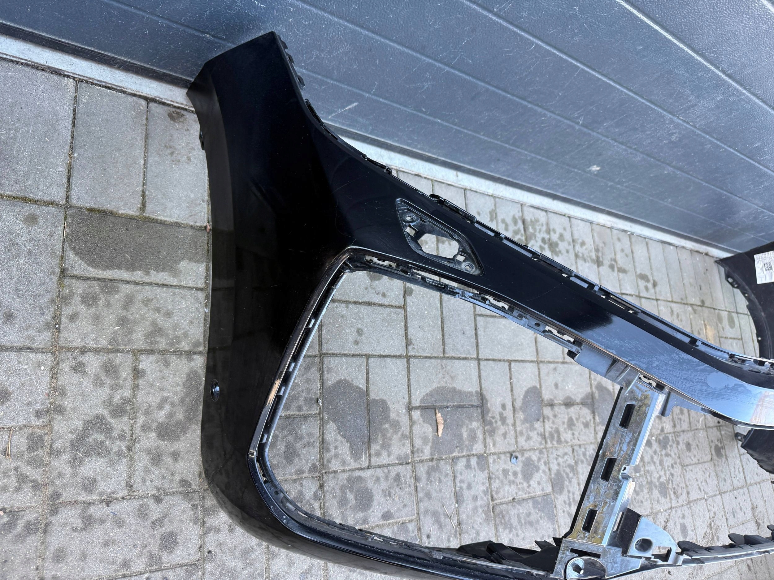 Vw Touareg 760 23- Lift r line bumper front front