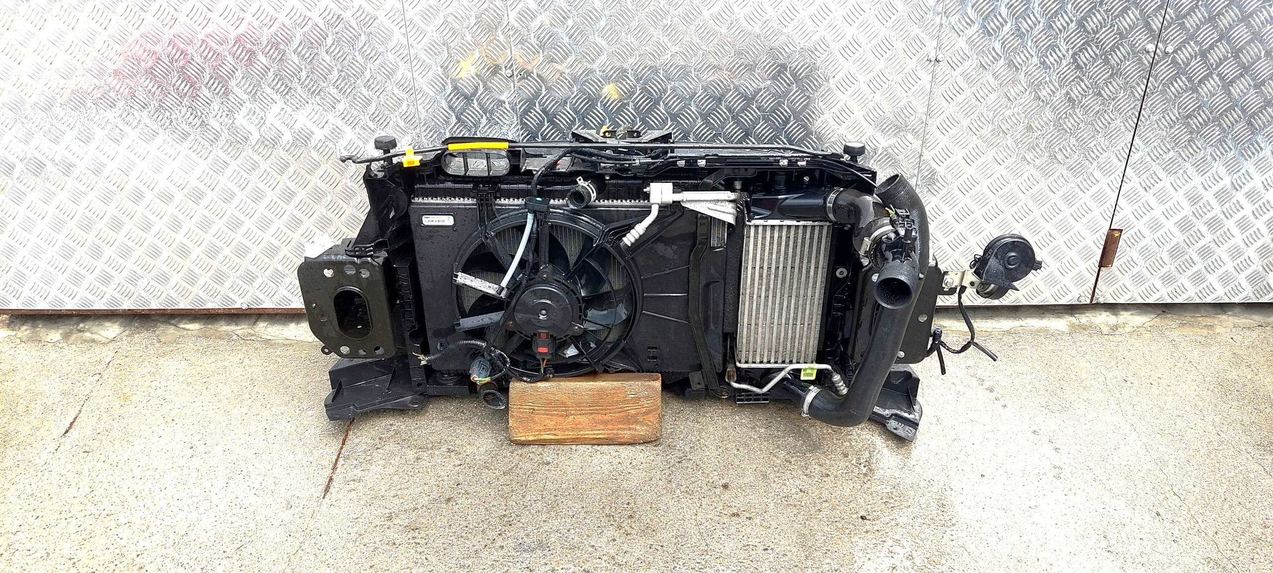 support panel for radiators FORD FIESTA MK7 LIFT 1.0 ECOBOOST complete