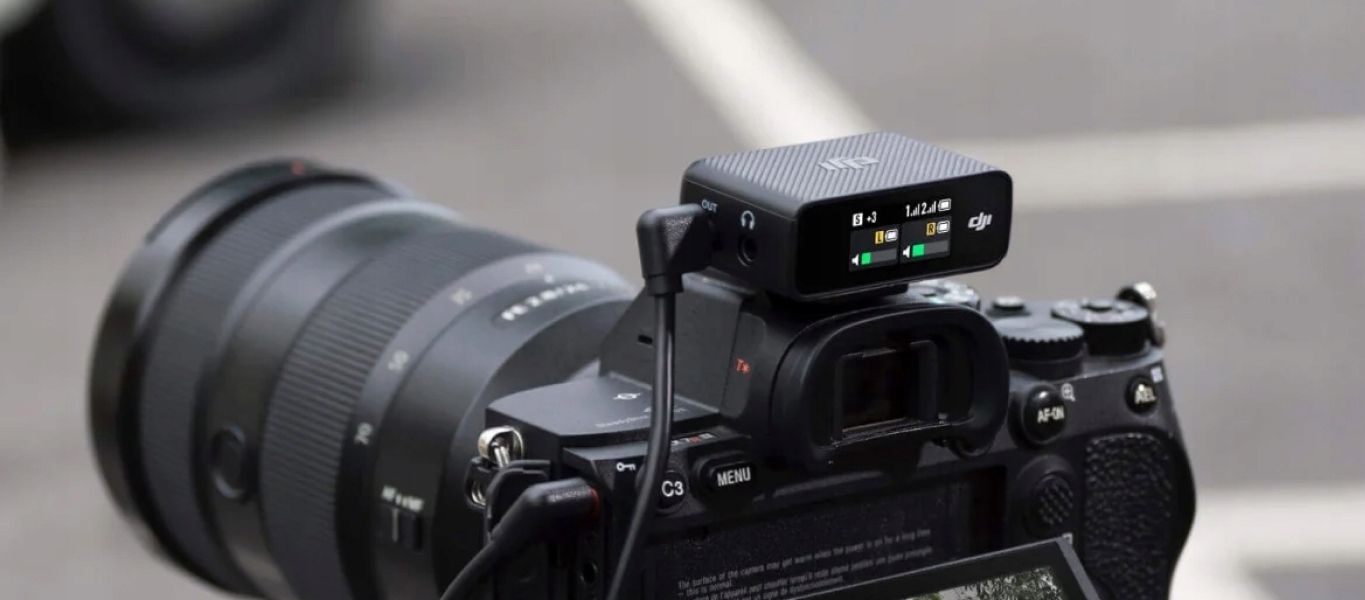 BEZPRZEWODOWY SYSTEM TRANSMISJI MIKROFON DJI AUDIO ADAPTER ETUI ŁADUJĄCE Kod producenta CP.RN.00000198.01