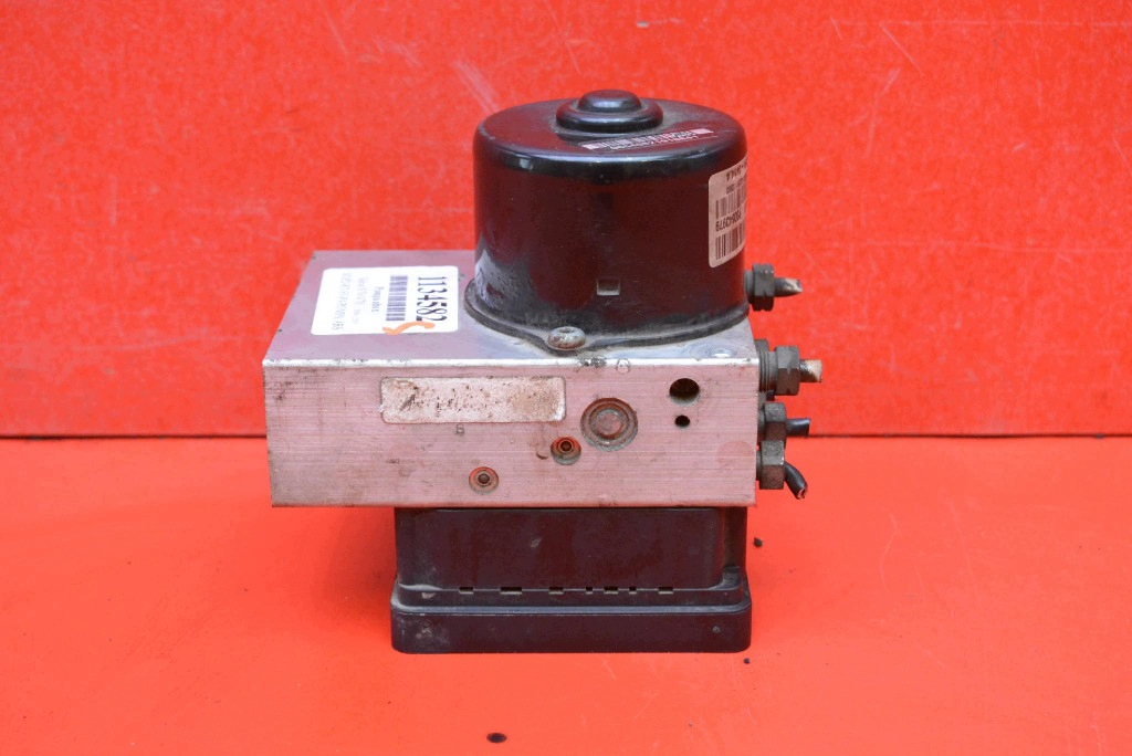 pompa ABS P30643979 10.0204-0414.4 VOLVO S60 e XC90 e V70 II 2.4 D5 163 KM