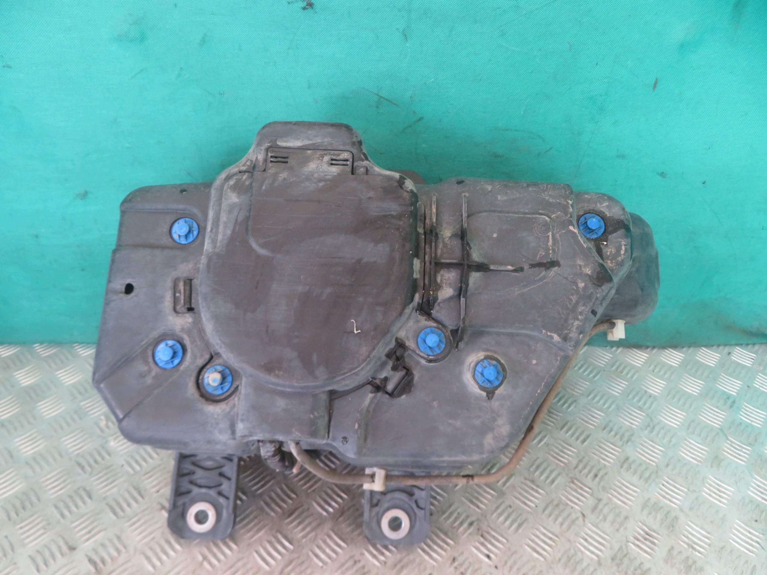 serbatoio LIQUIDO ADBLUE FORD TRANSIT MK8 19R GK21-5J228-AH
