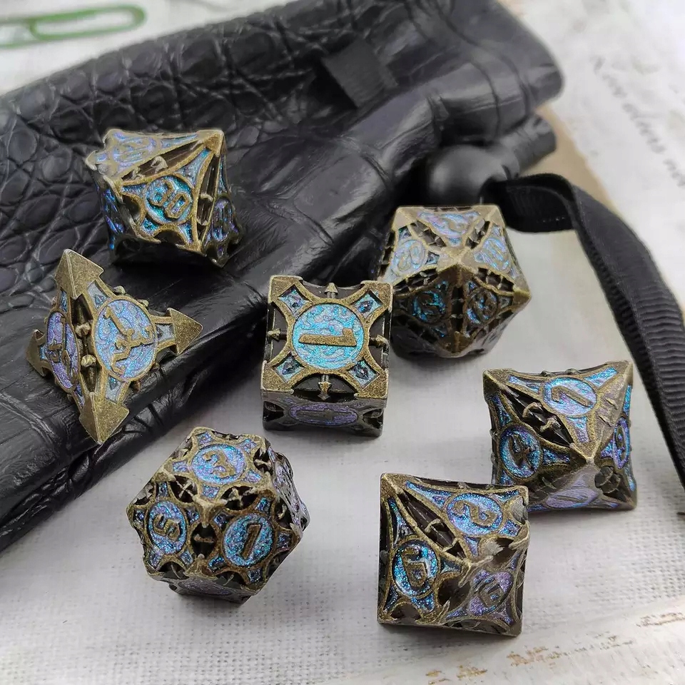 GALAKTYCZNY PORTAL ZESTAW 7 METALOWYCH KOŚCI RPG Producent RGFK