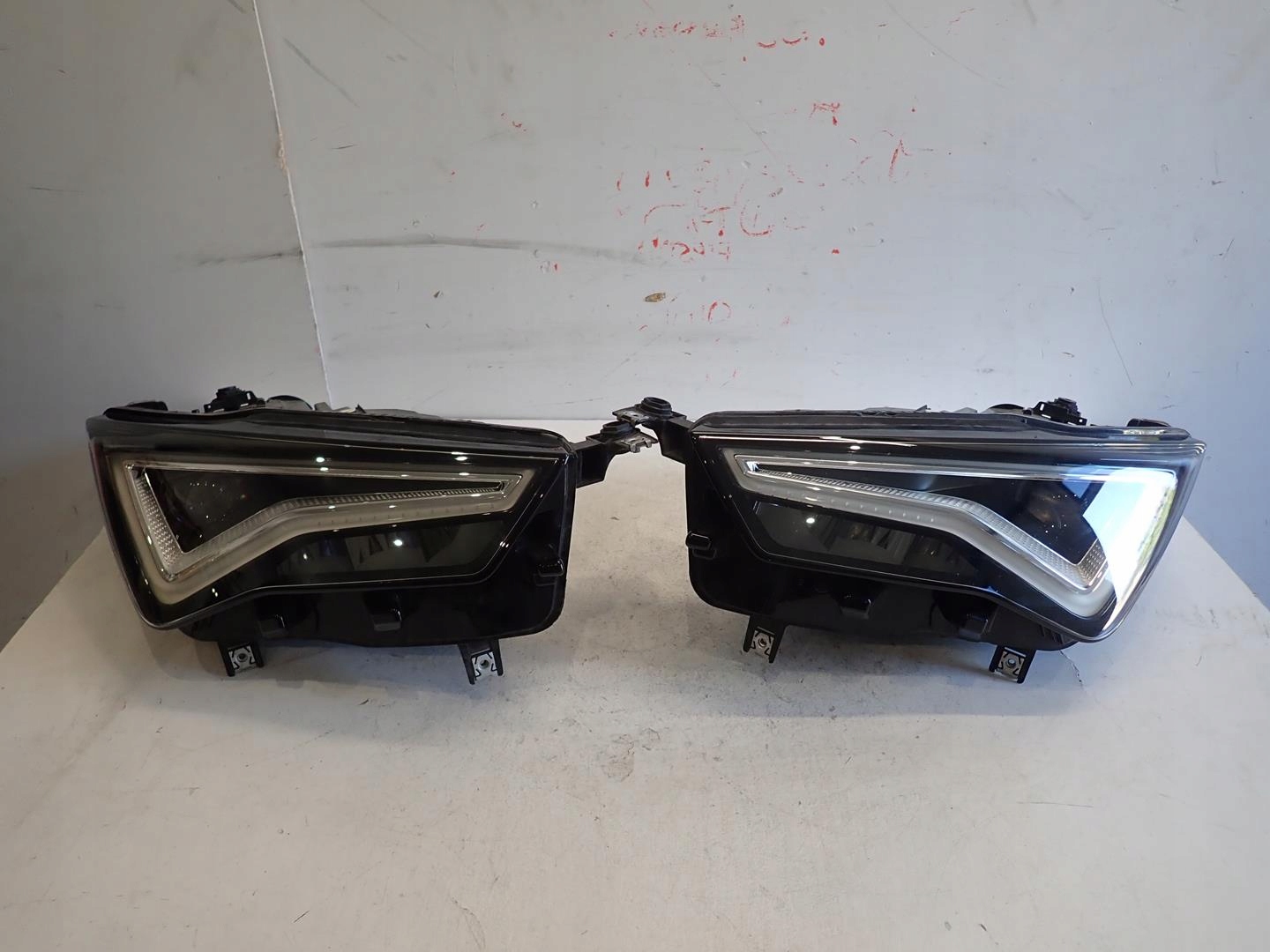 light front front left SEAT ATECA LIFT 2020- FULL LED 576941031B