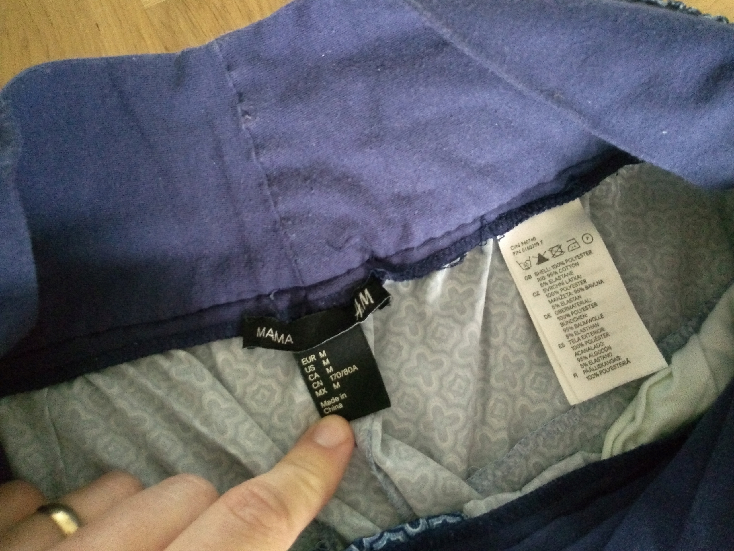 H&M Mama spodnie ciążowe M niebieskie Model MAMA