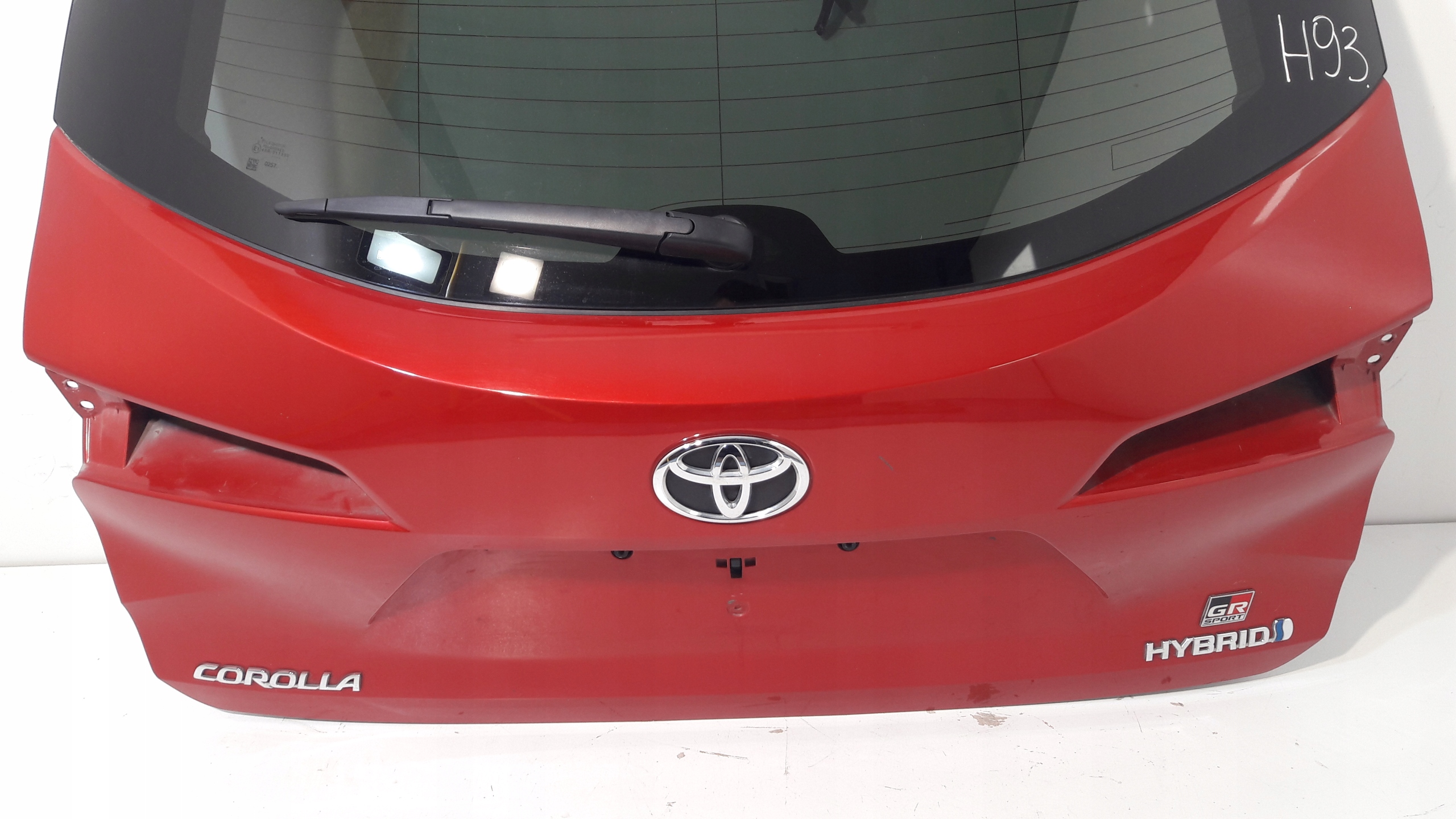 rear trunk door TOYOTA COROLLA E21 KOMBI claret red (H93)