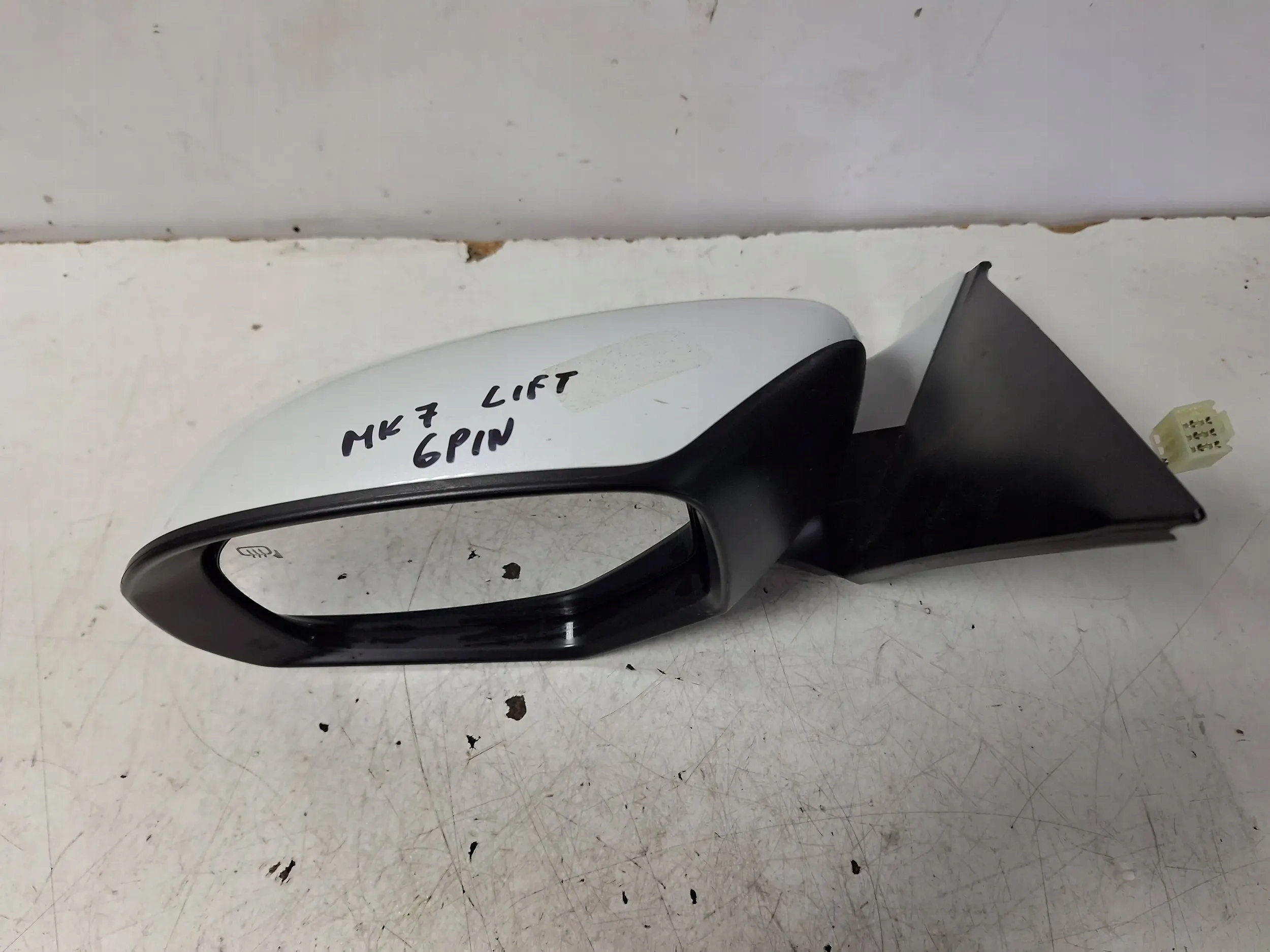 Spiegel links Suzuki Swift MK7 Lift 13-16