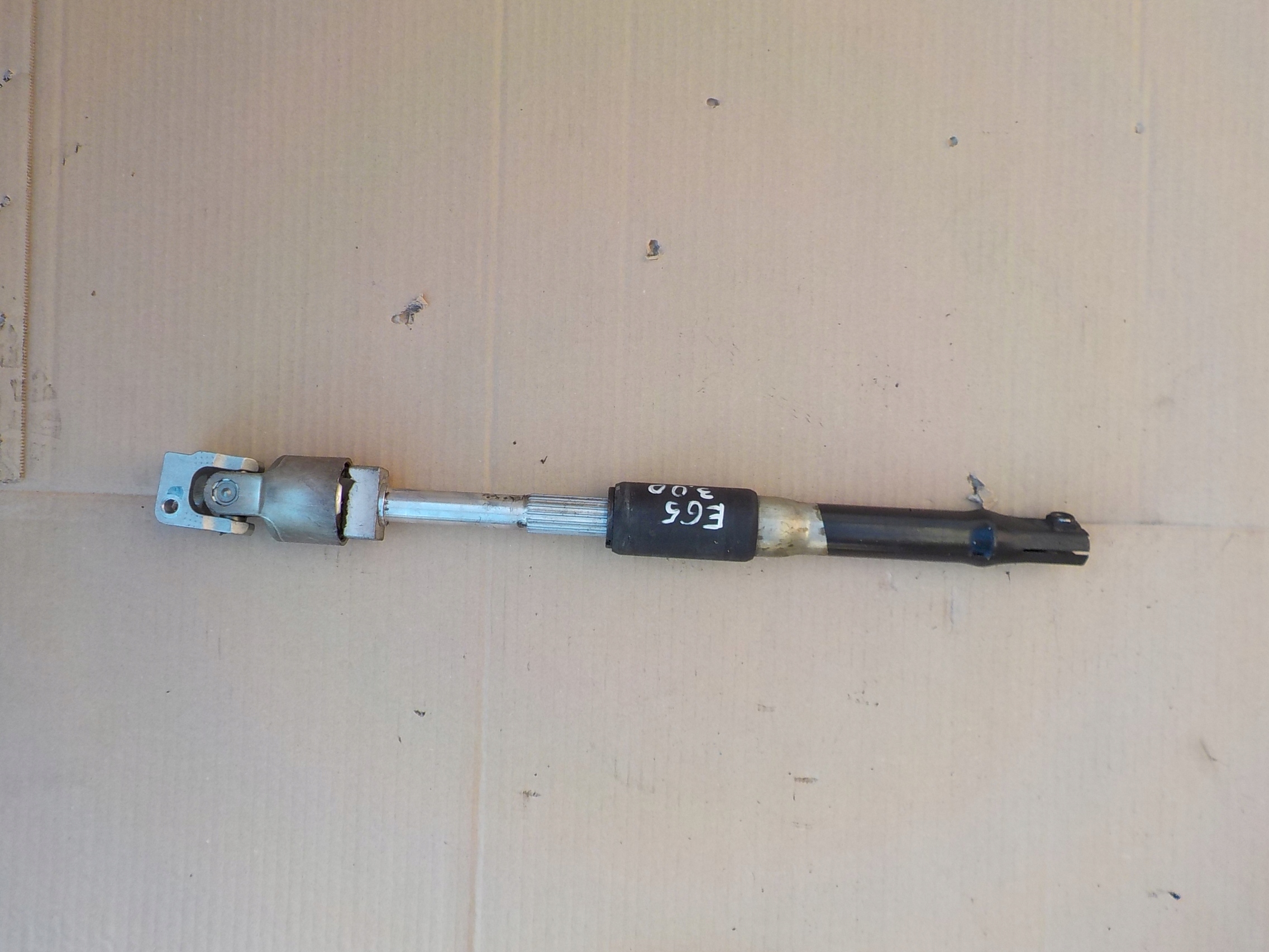 croce piantone dello sterzo bmw e65 3,0 D 2003r