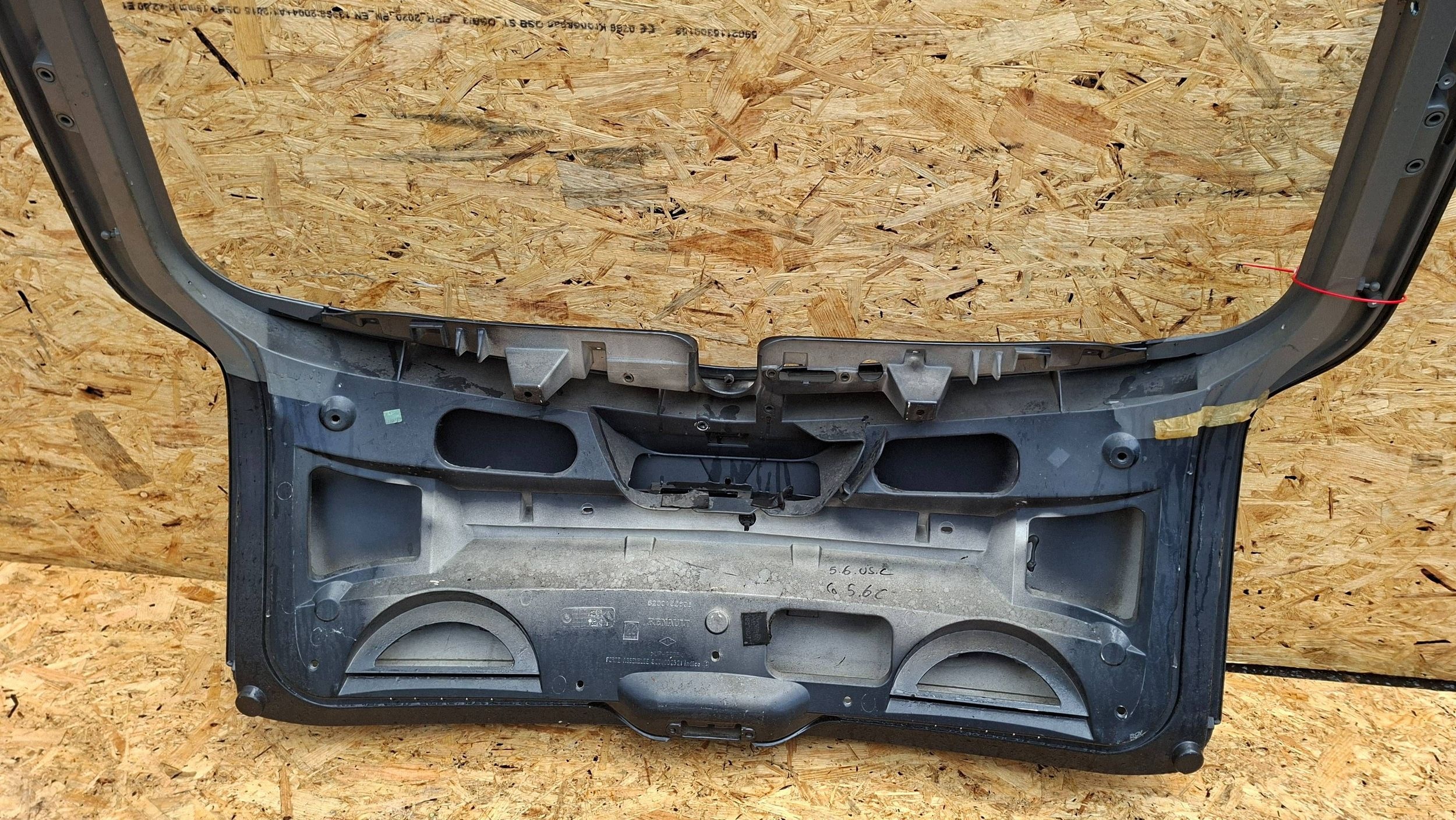 trunk door boot RENAULT LAGUNA II KOMBI 2001