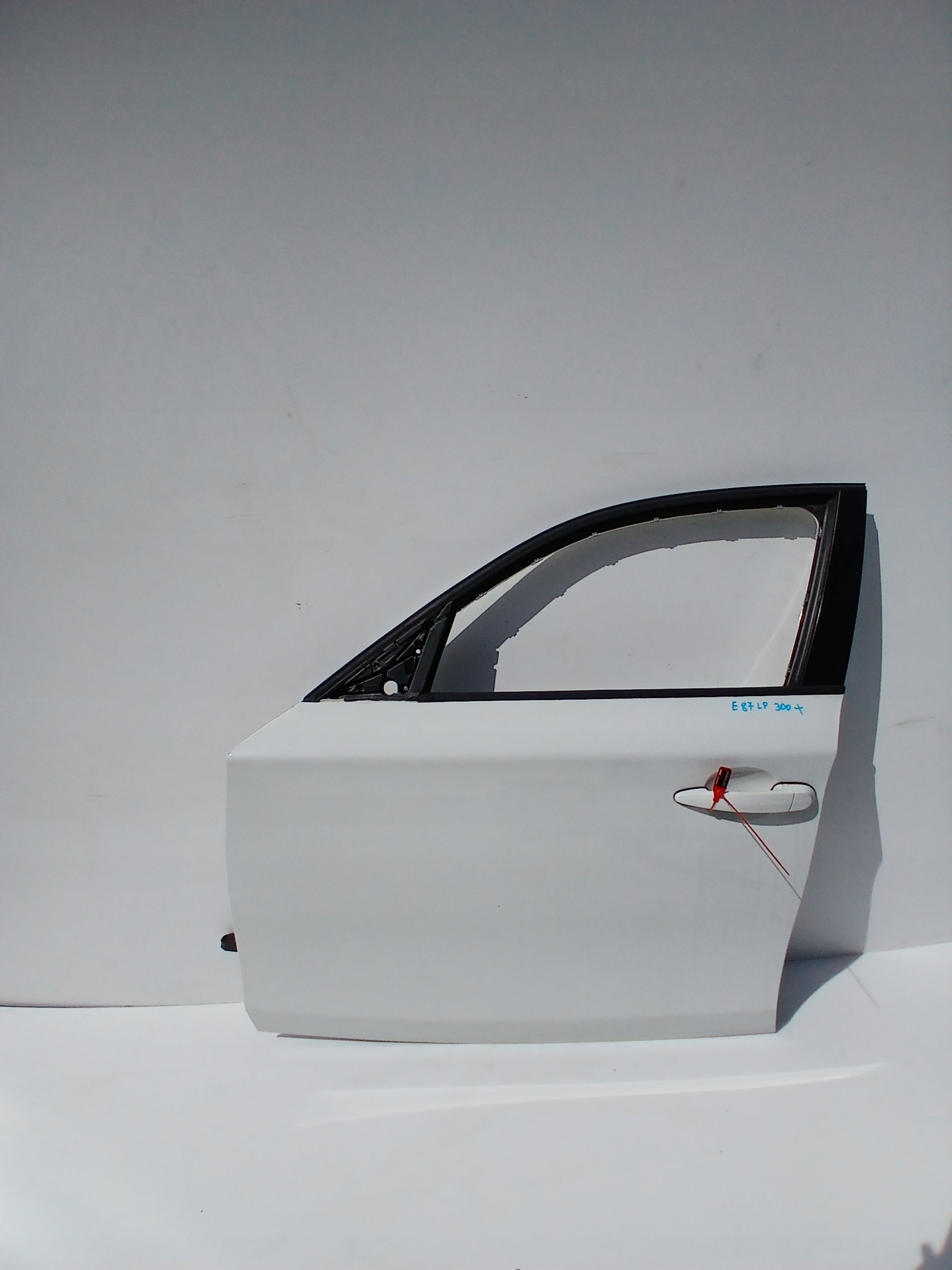 door left front BMW E87 300