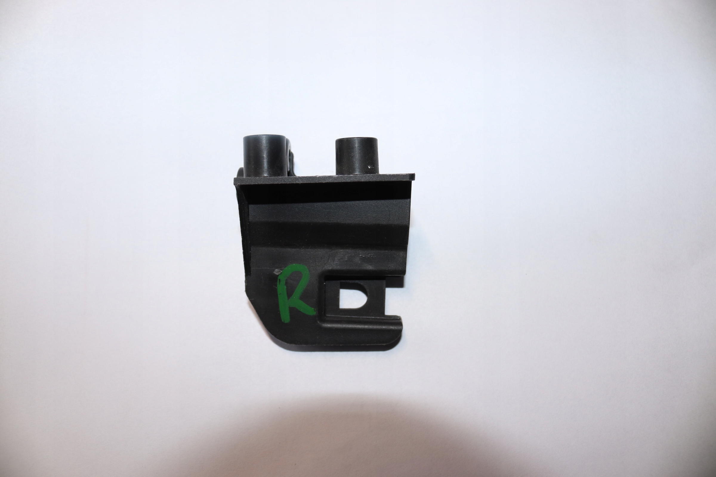 OPEL INSIGNIA A 9-13 ZESTAW NAPRAWCZY REFLEKTORA R