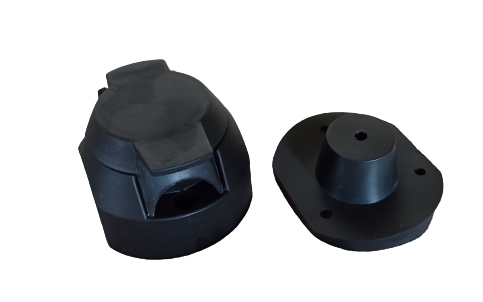 

Gniazdo do wtyczki 13 Pin do przyczepy osłona