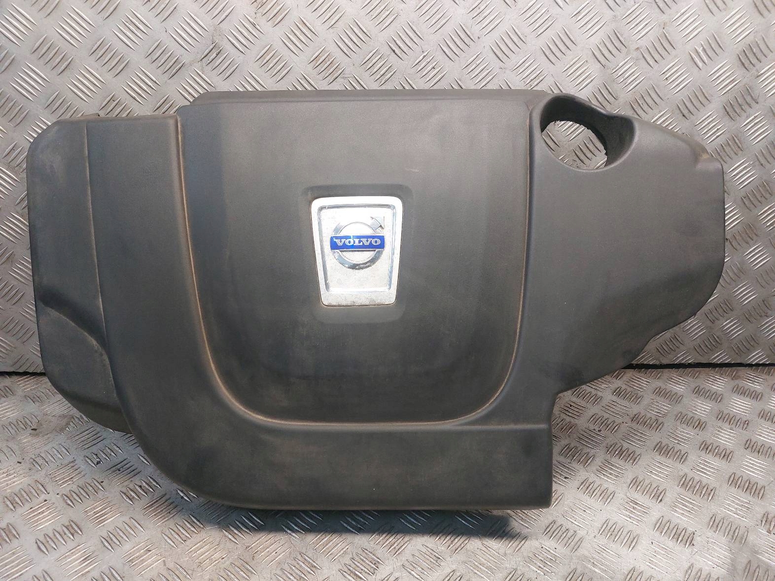 motor cover upper VOLVO XC60 and 2.4 D5 31319190