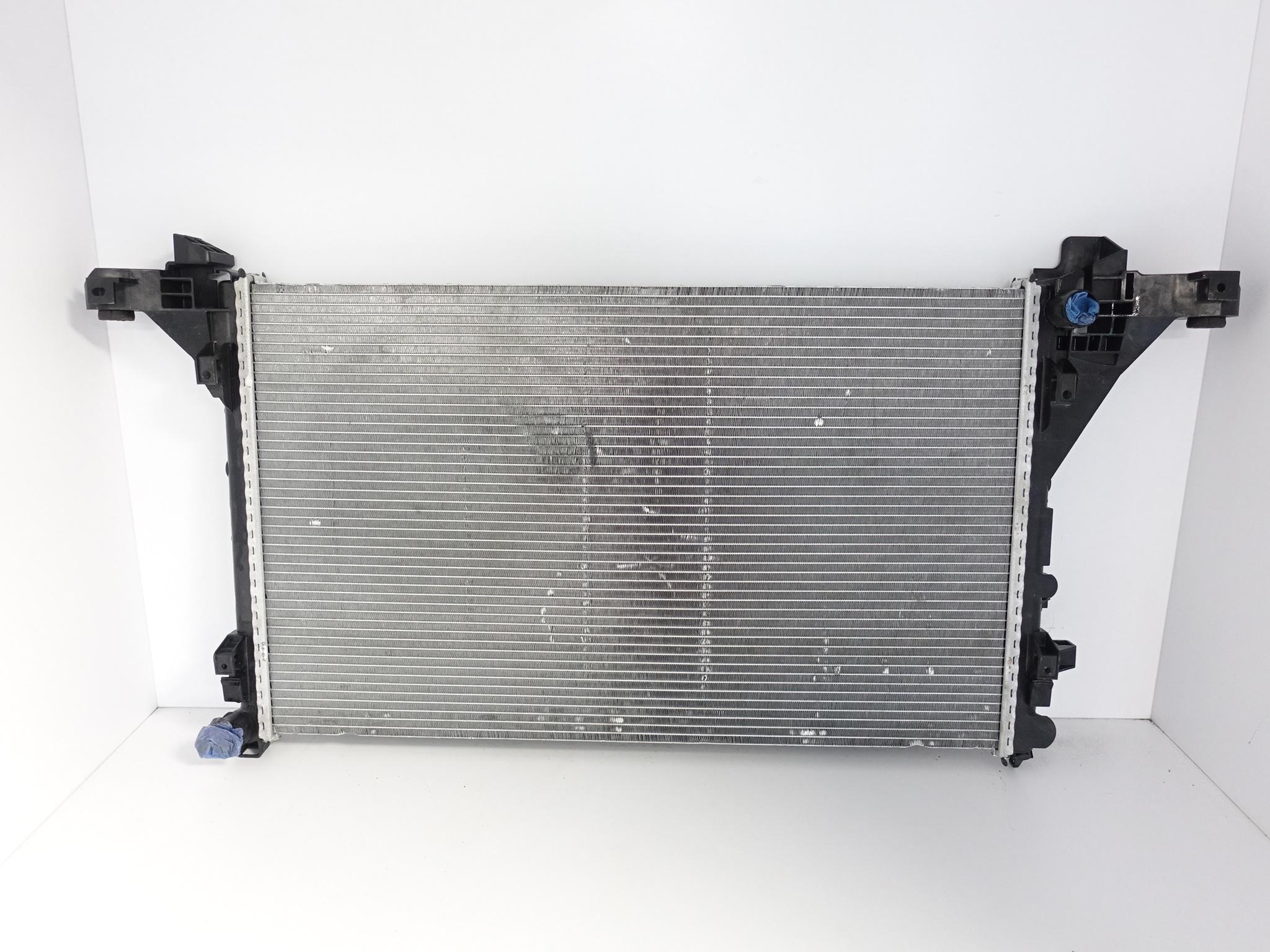 Renault OE 214106556R chłodnica wody za 500.00PLN z Łowyń