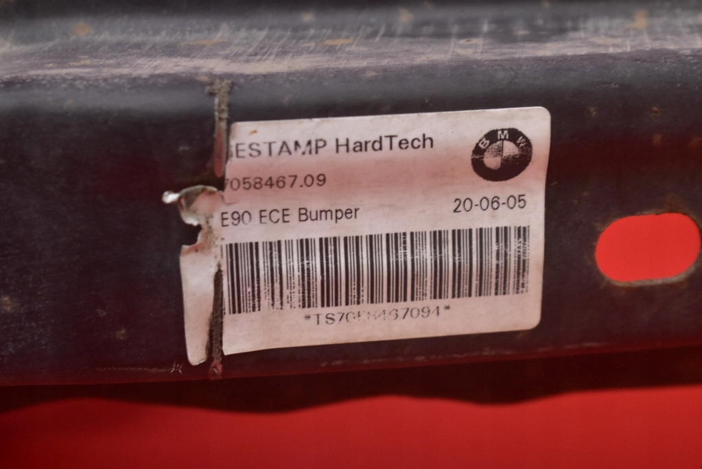 bumper support rear part rear pillar 7058467 BMW E90 04-10