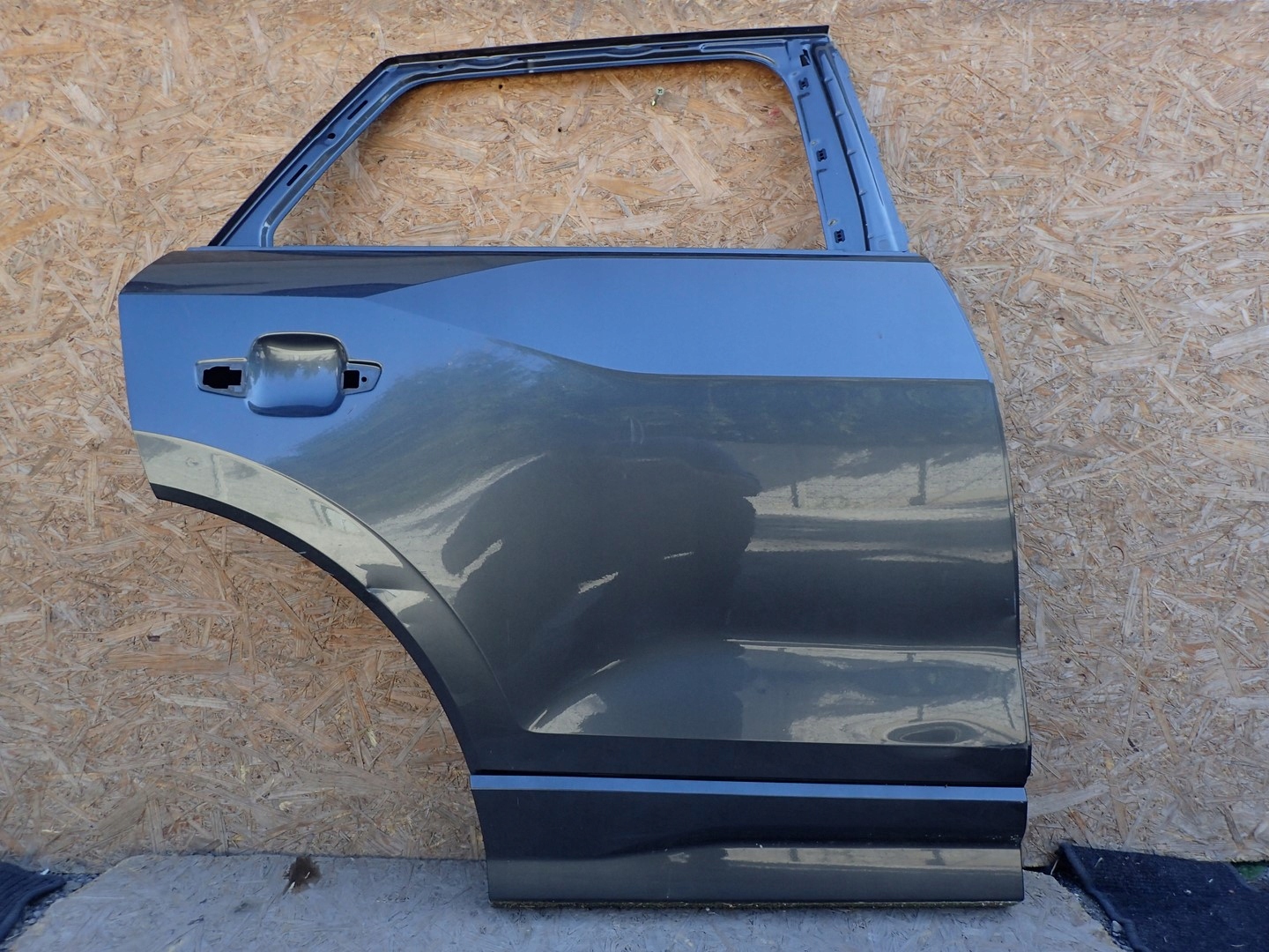 door right rear. right rear part AUDI Q2 81A 2016