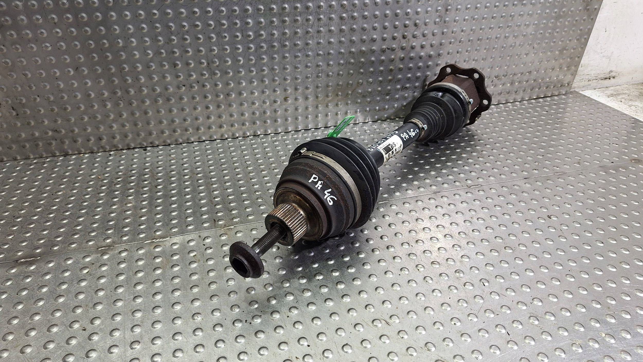 semi-axis left front 8K0407271S AUDI A4 B8 A5 8T 2.7 3.0 TDI