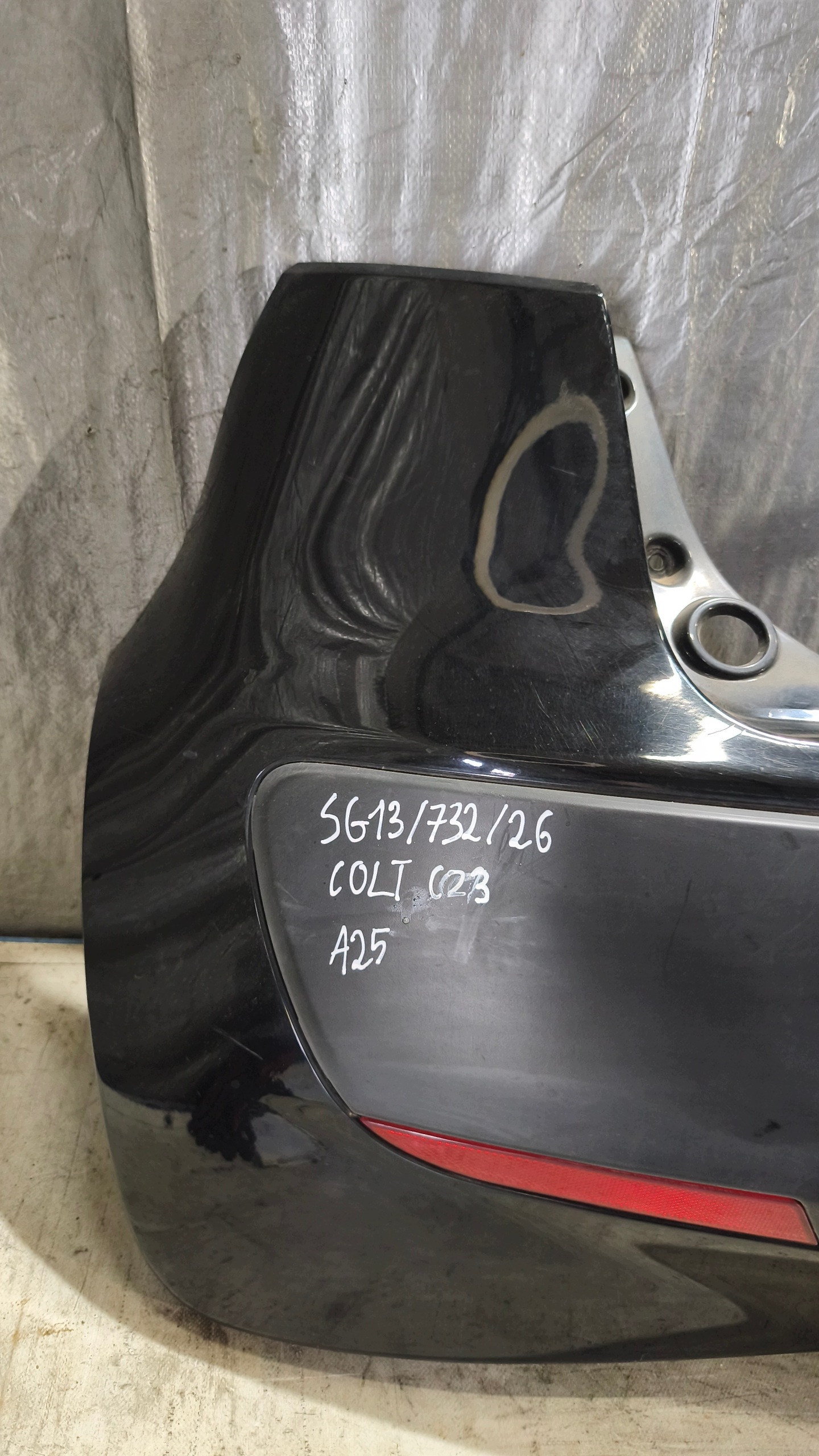 Stoßstange heck MITSUBISHI COLT CZ3 2005r K: 34D