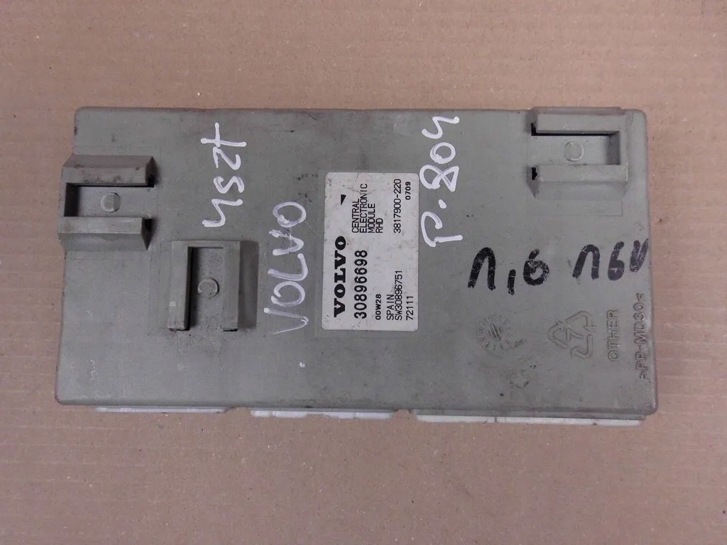 Volvo S40 V40 2003 modul 30896698