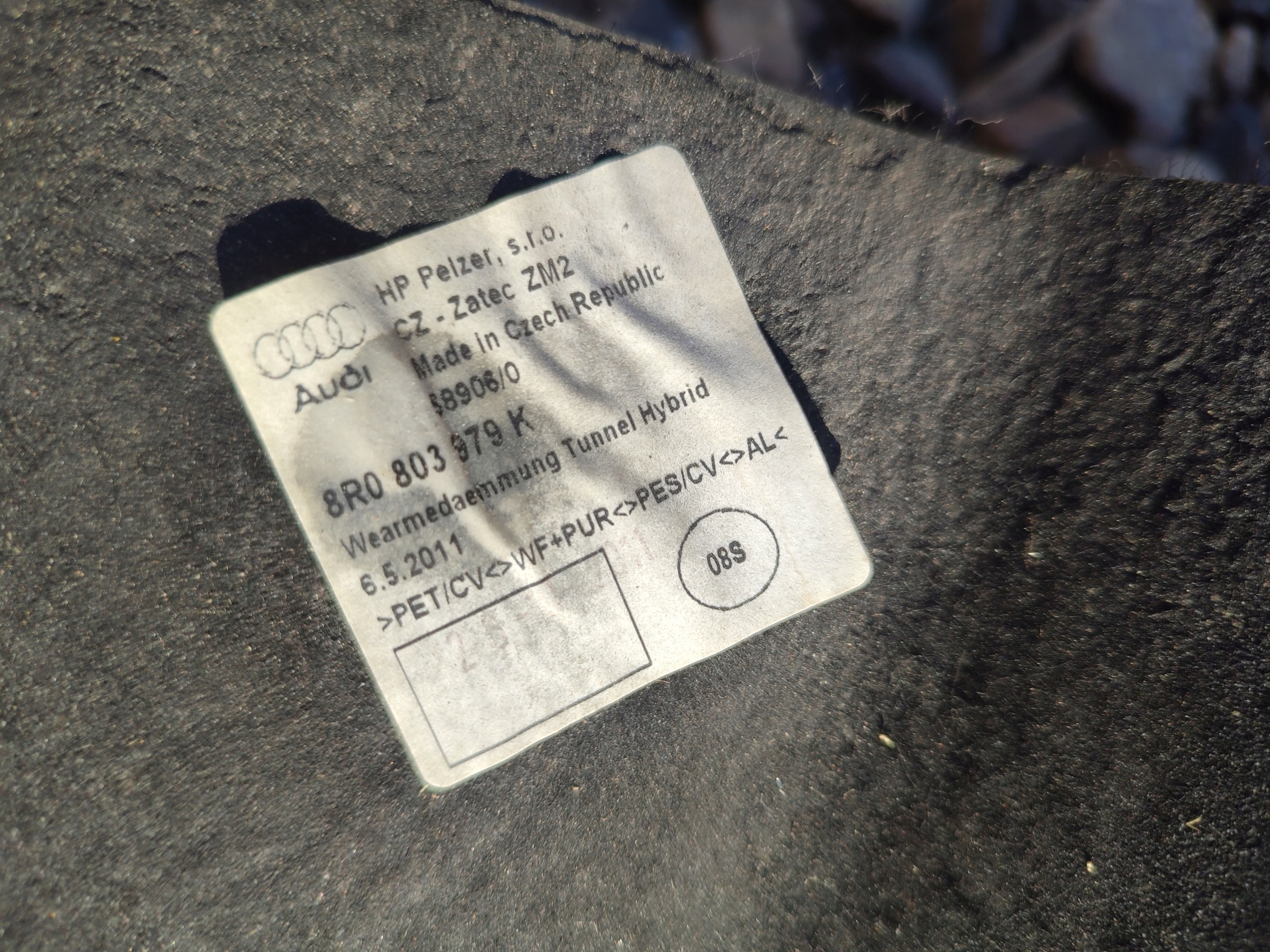 Blende Abdeckung TERMICZNA TUNELU AUDI Q5 8R 8R0803979K