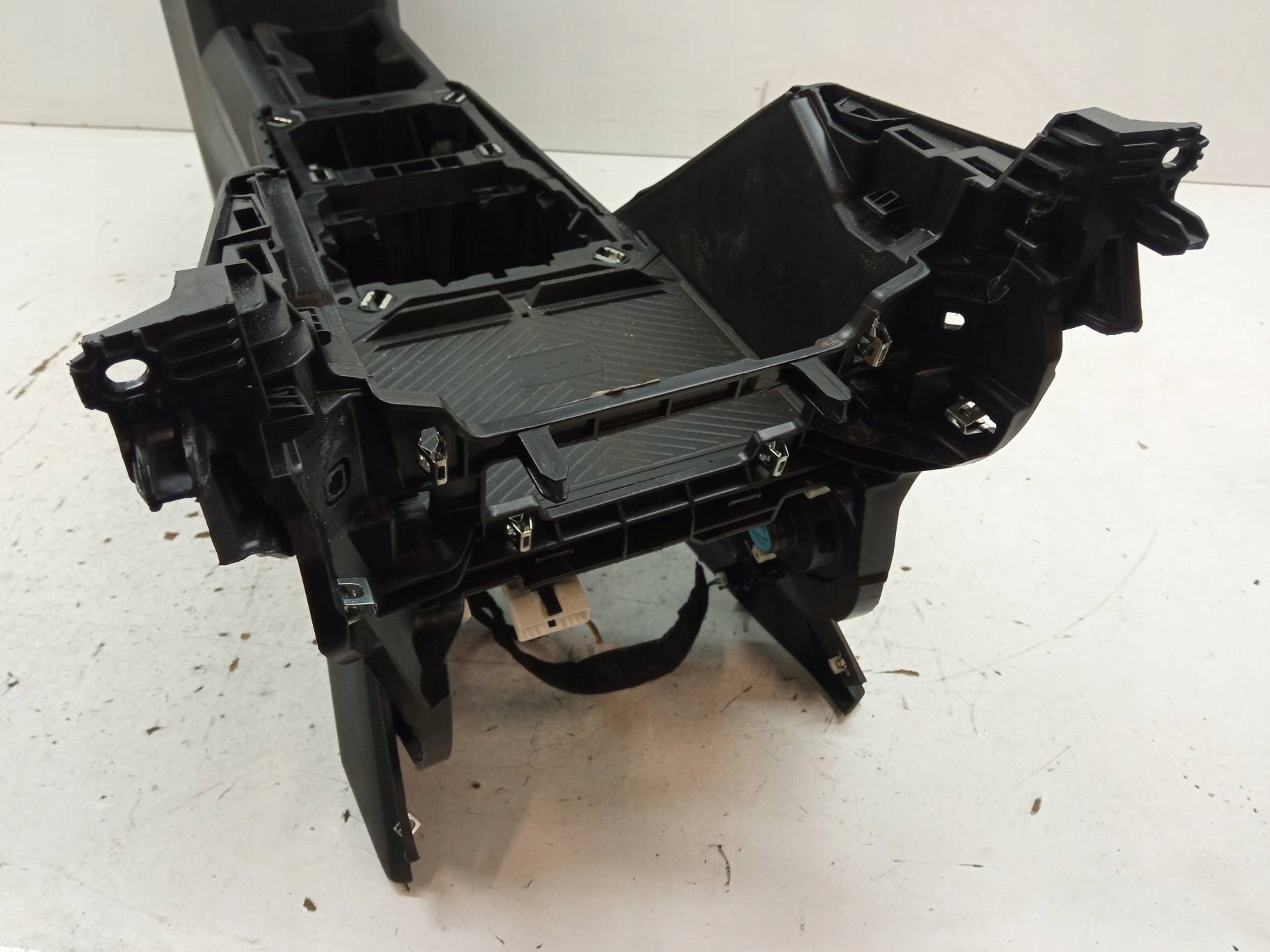 TUNEL central armrest 969F59978R Dacia Duster III (2024- )