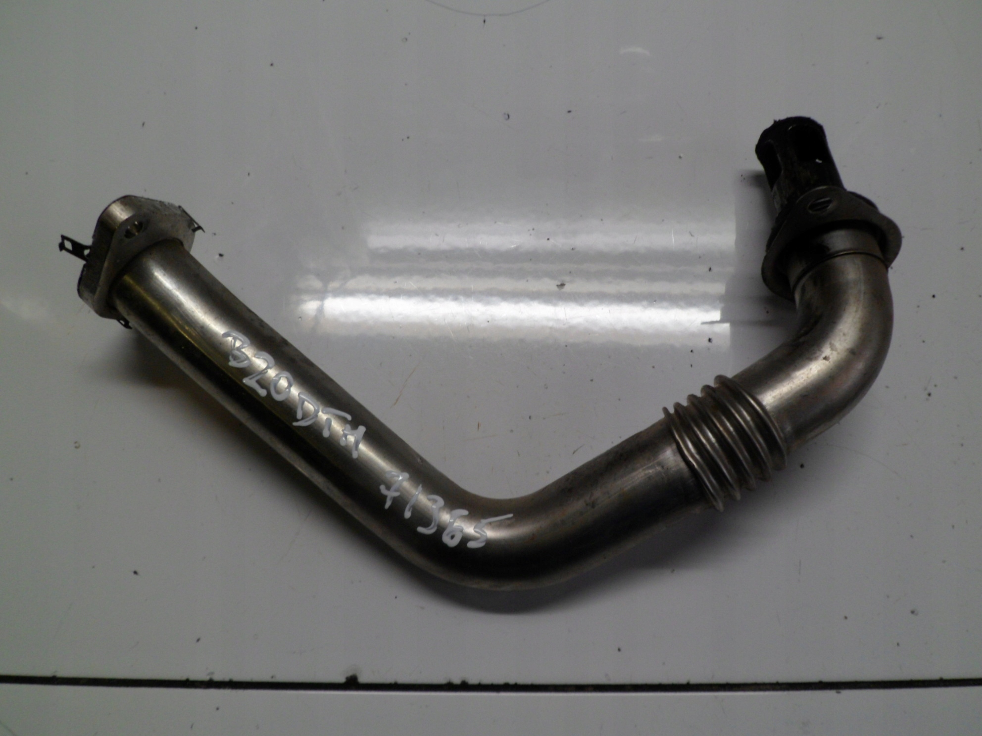 OPEL ZAFIRA B 2.0CDTI B20DTH hose EGR 55578258