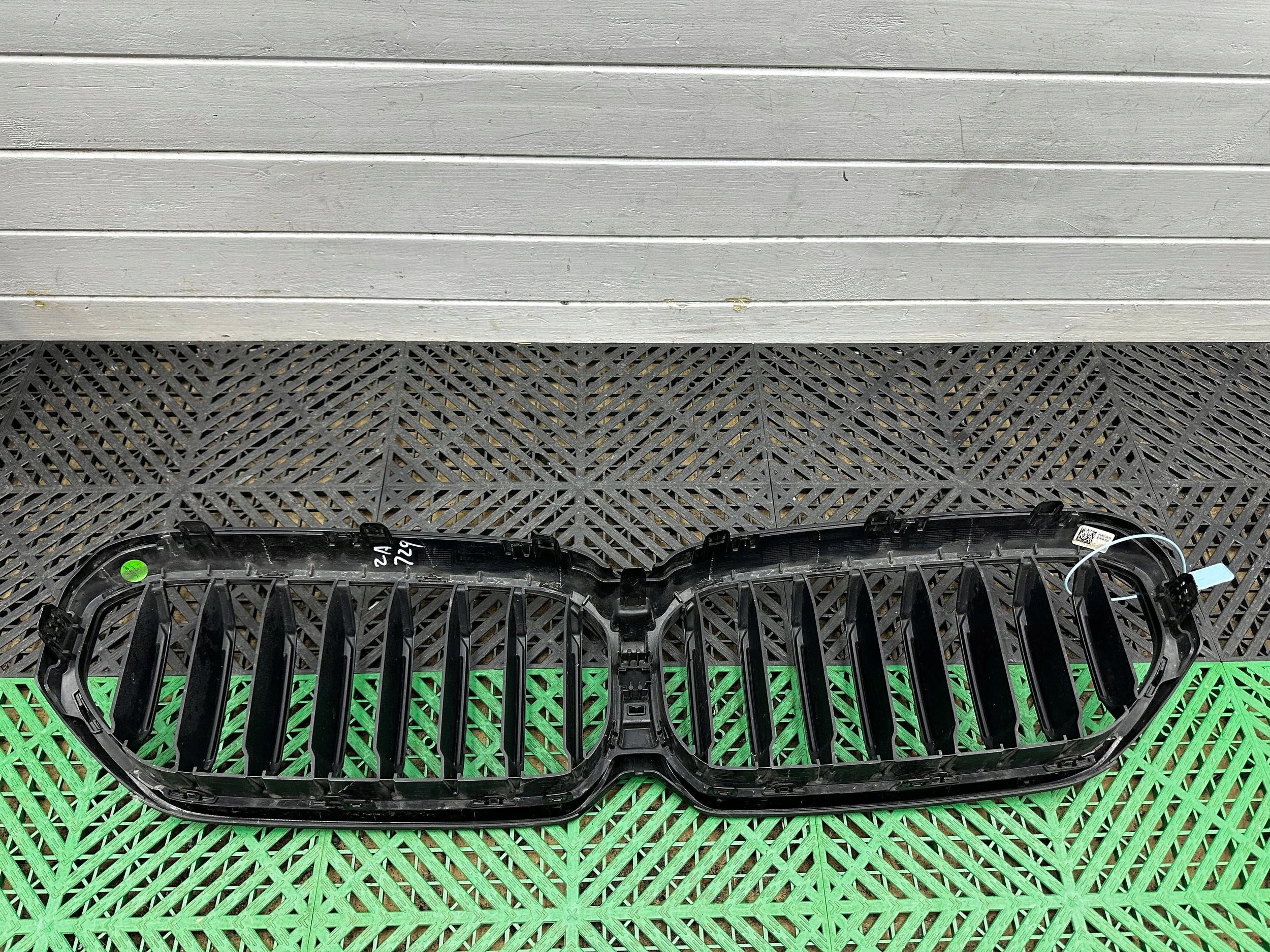 grille radiator (grill) front BMW 5 G30 G31 9464219
